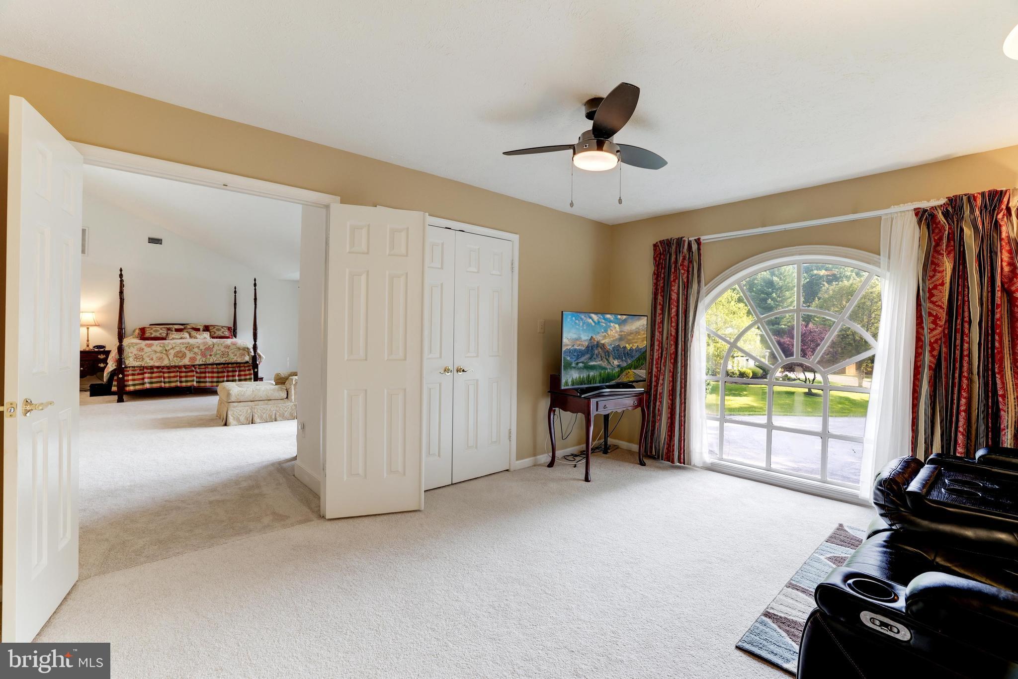 9826 Lake Meadow Ct