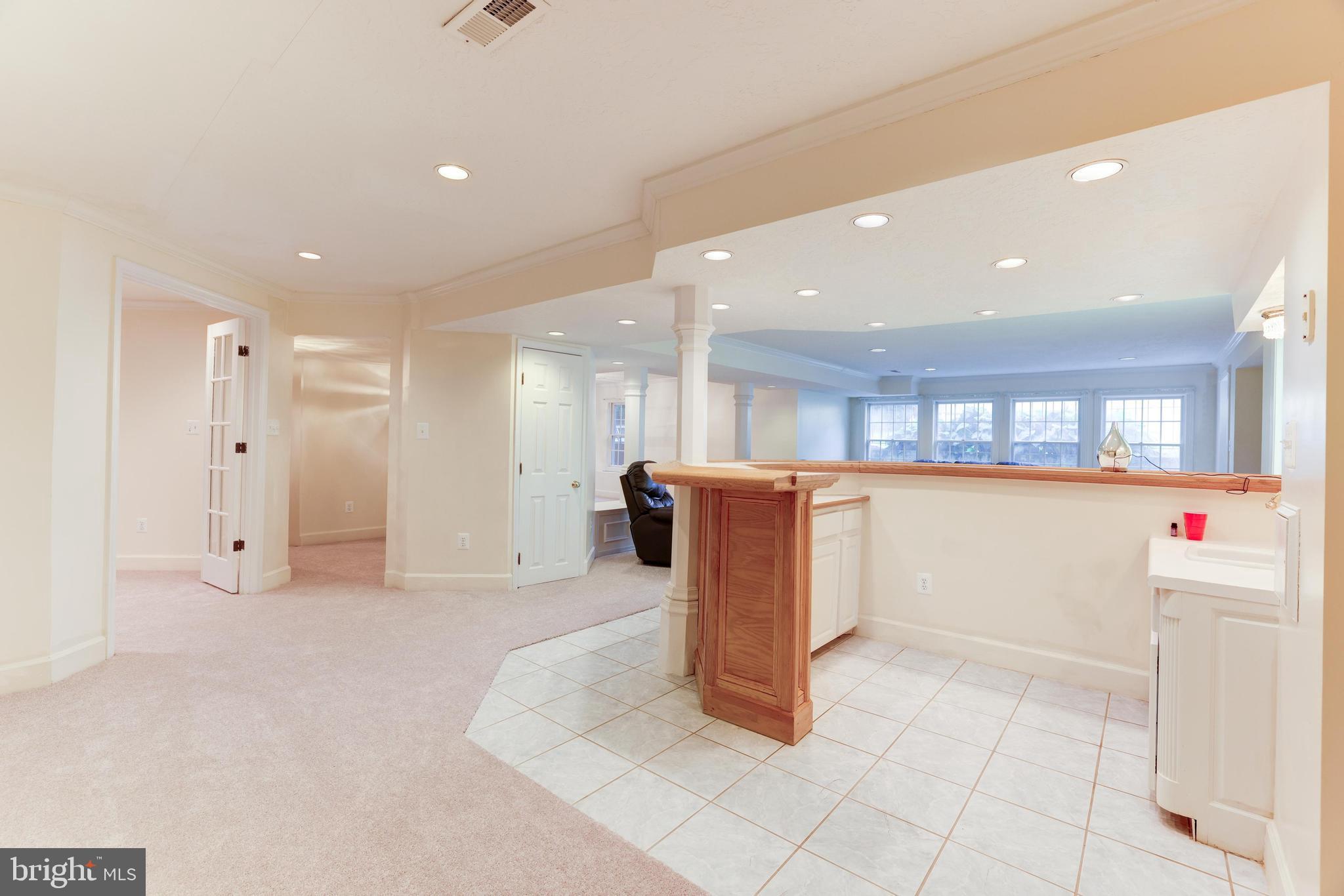 9826 Lake Meadow Ct