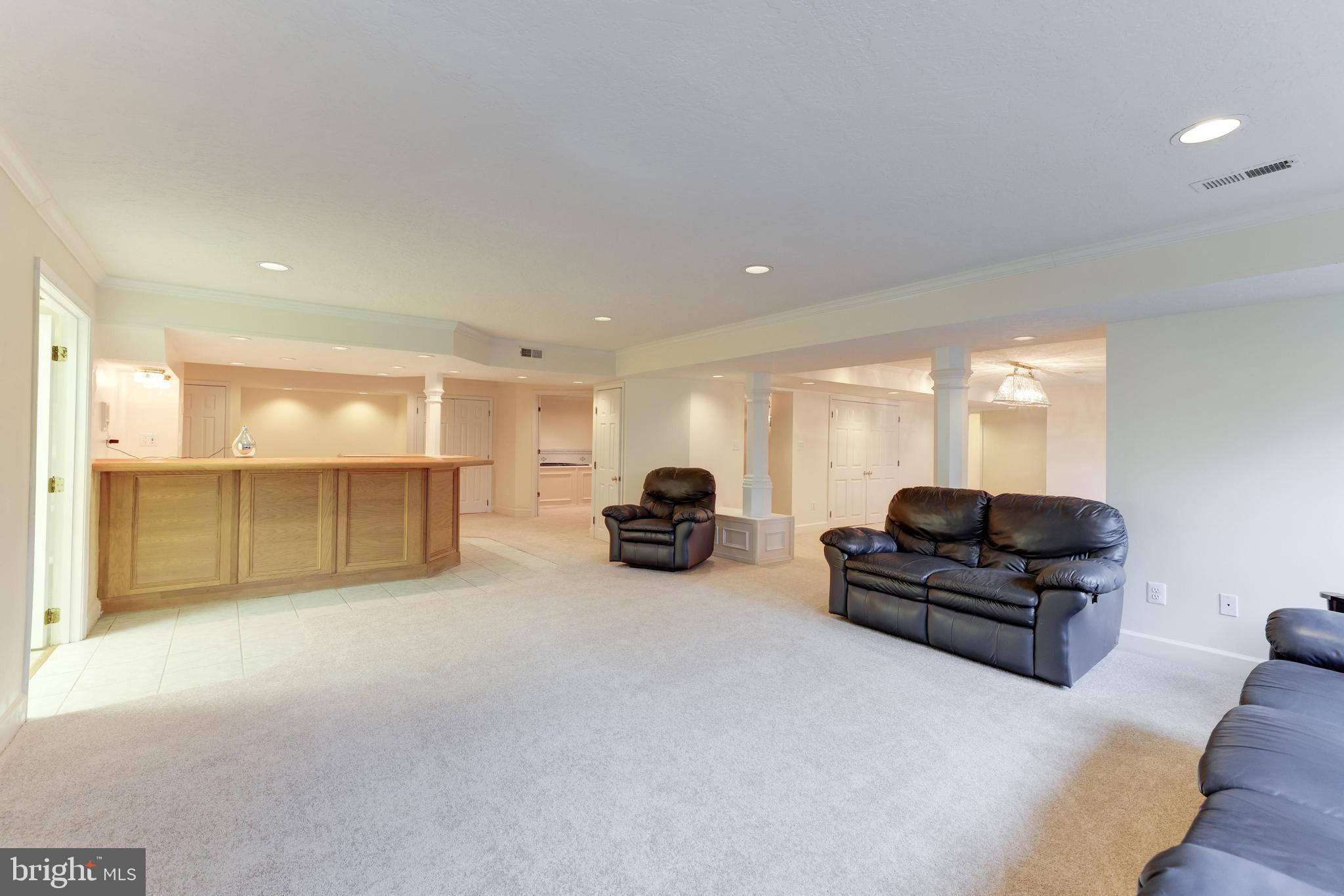 9826 Lake Meadow Ct