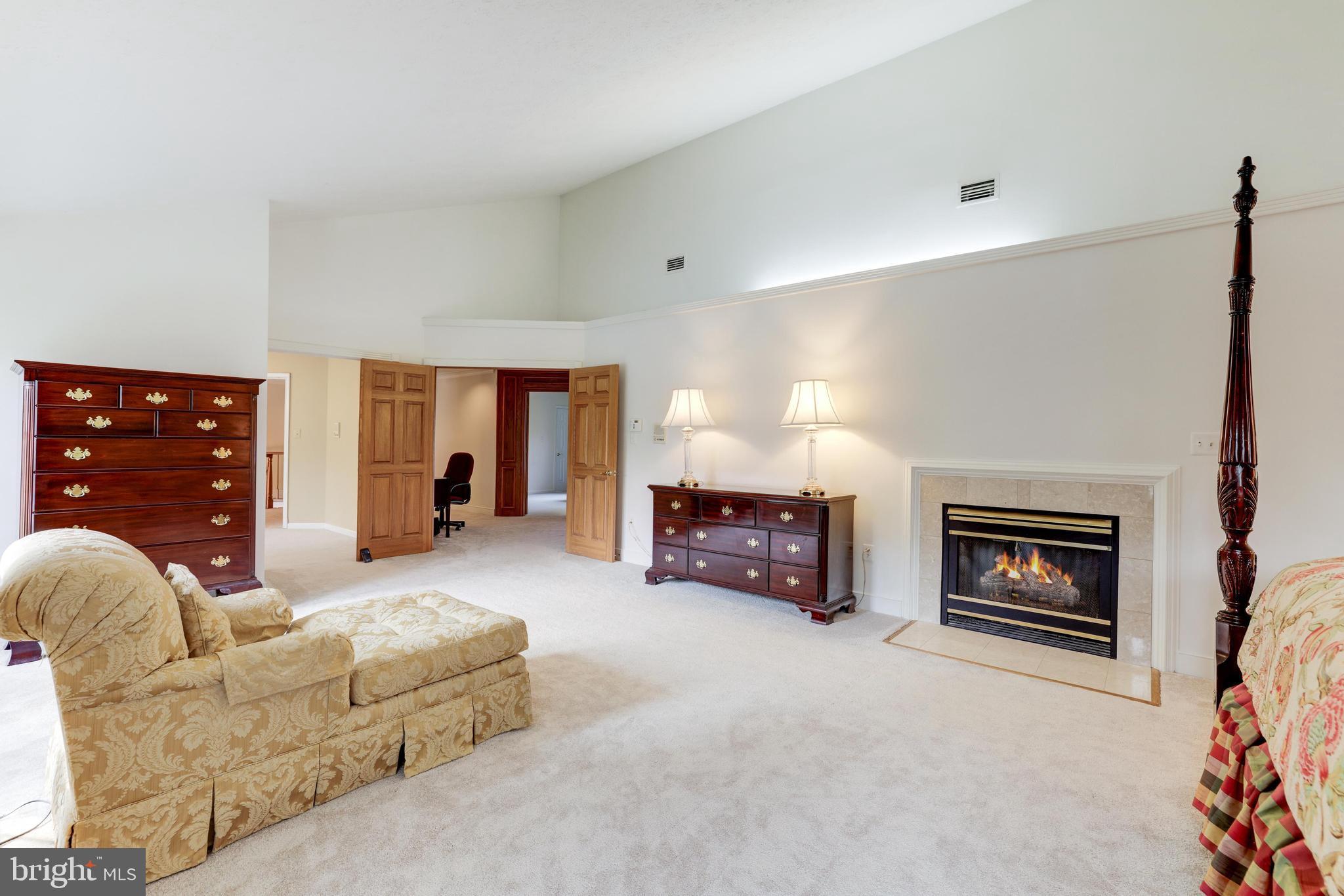 9826 Lake Meadow Ct