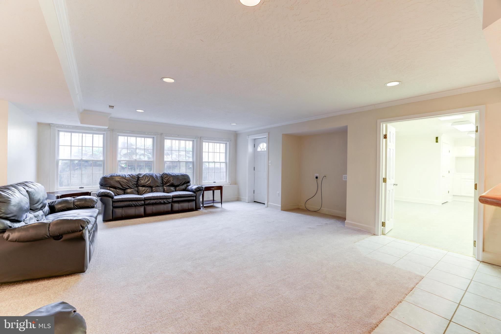 9826 Lake Meadow Ct