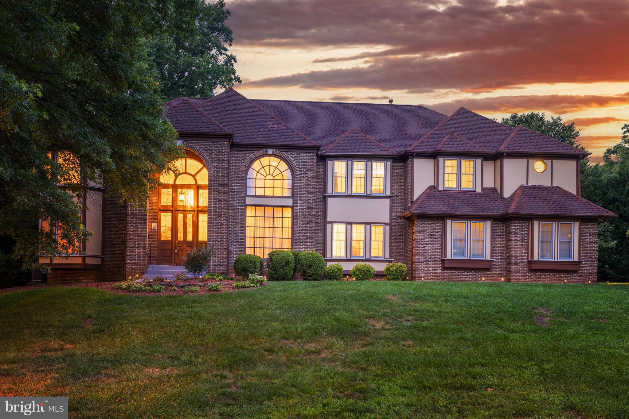 9826 Lake Meadow Ct
