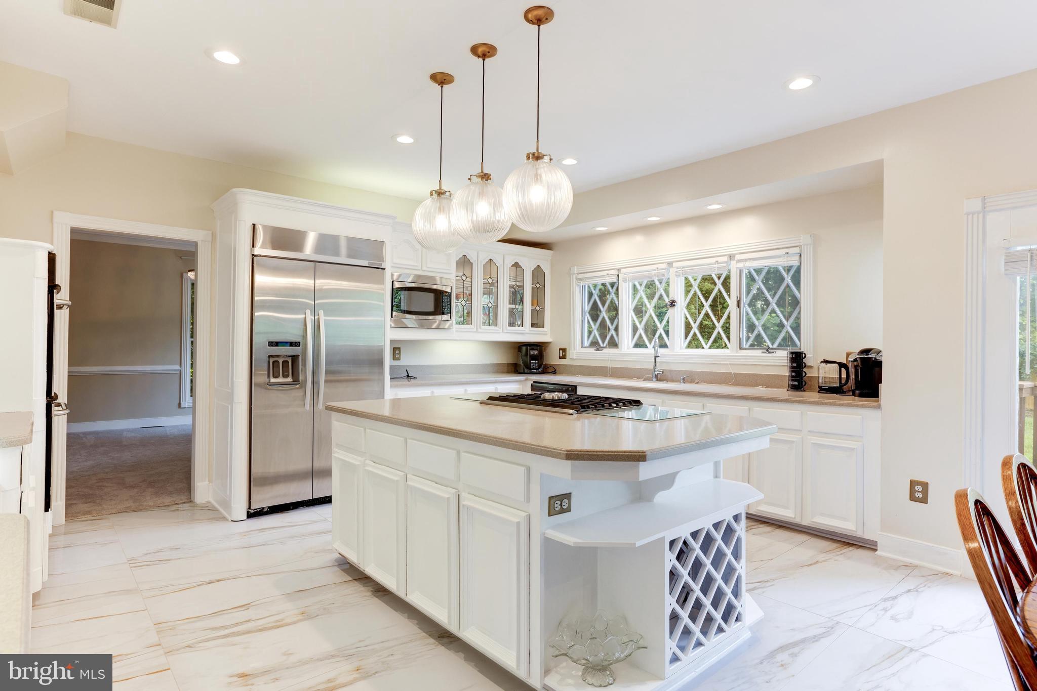 9826 Lake Meadow Ct