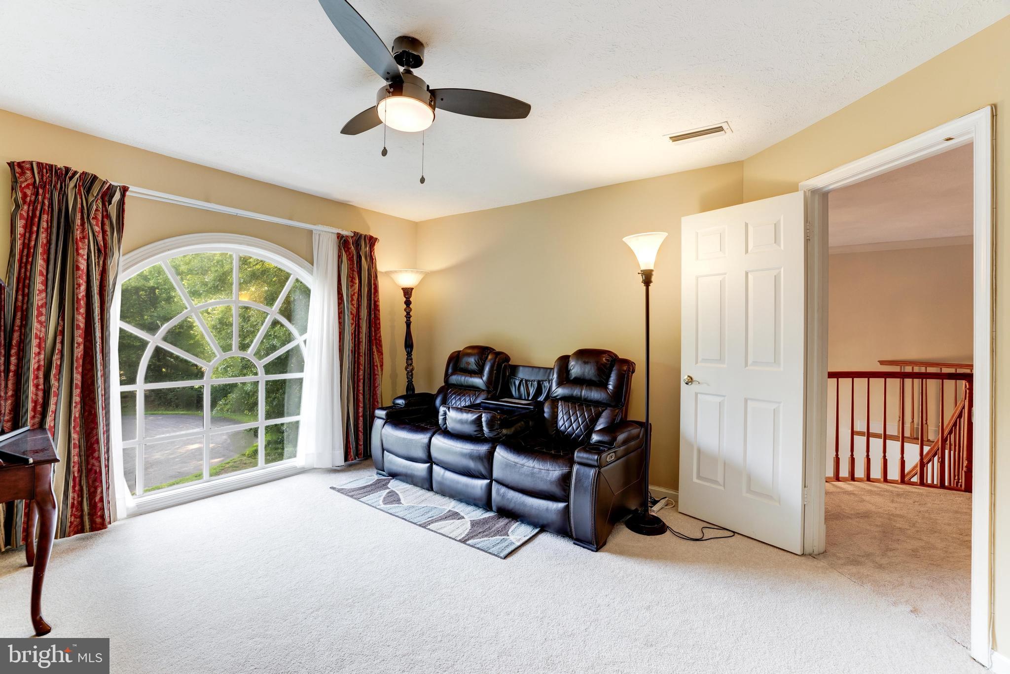 9826 Lake Meadow Ct