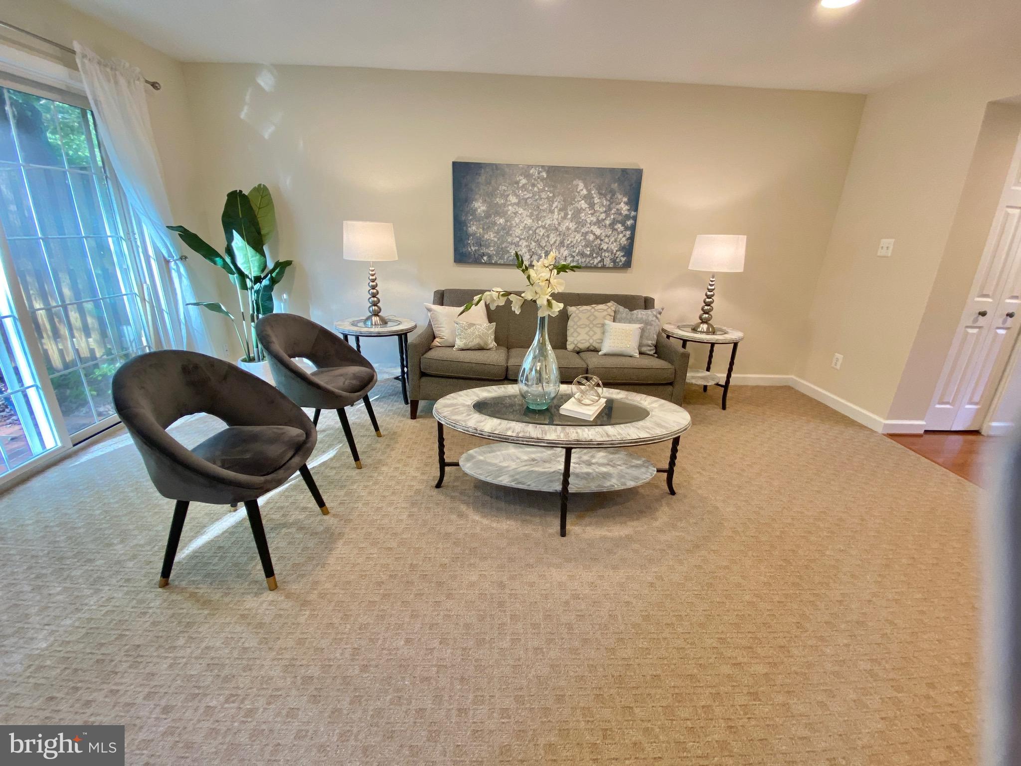 1836 Golf View Ct