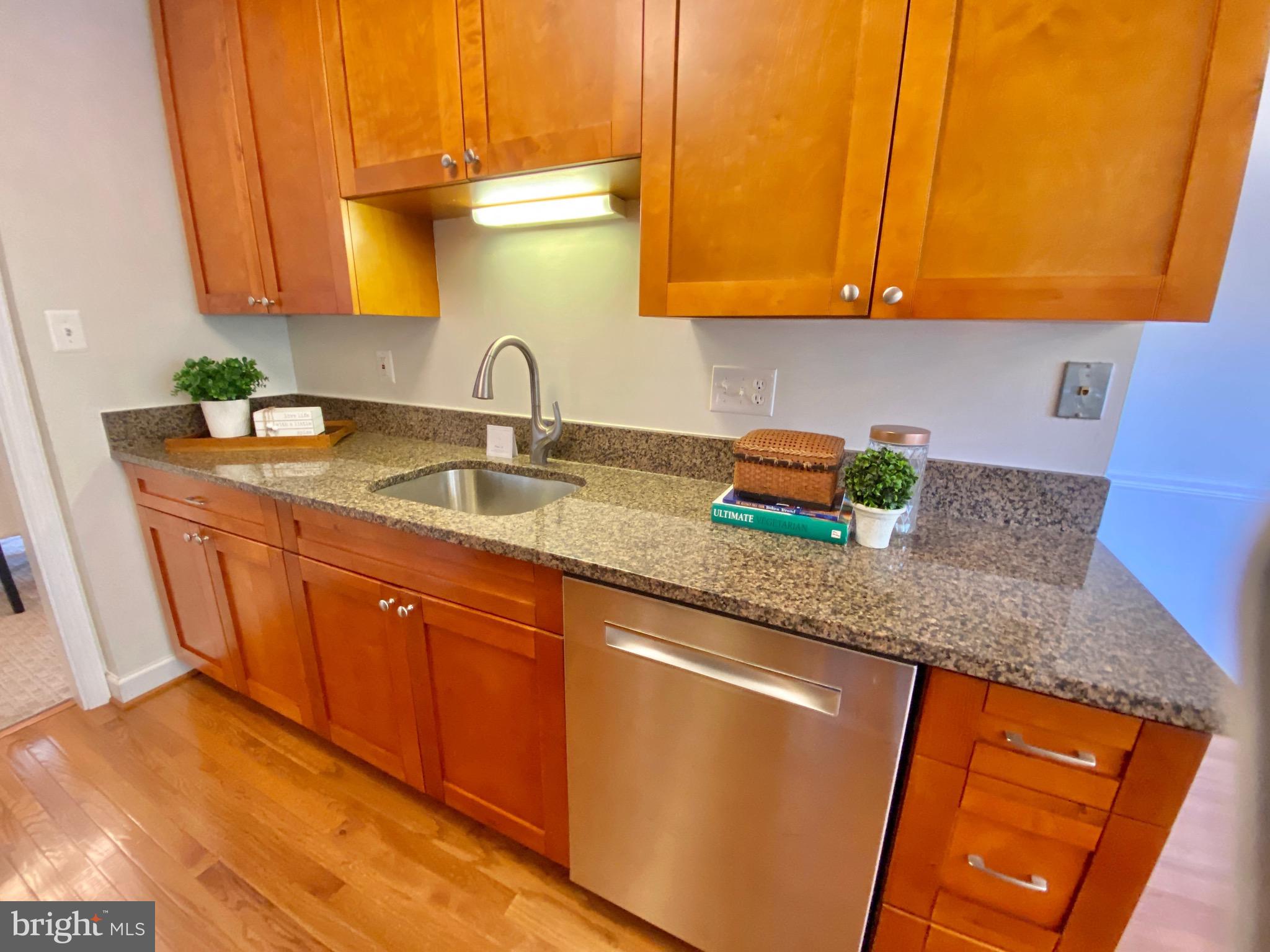 1836 Golf View Ct