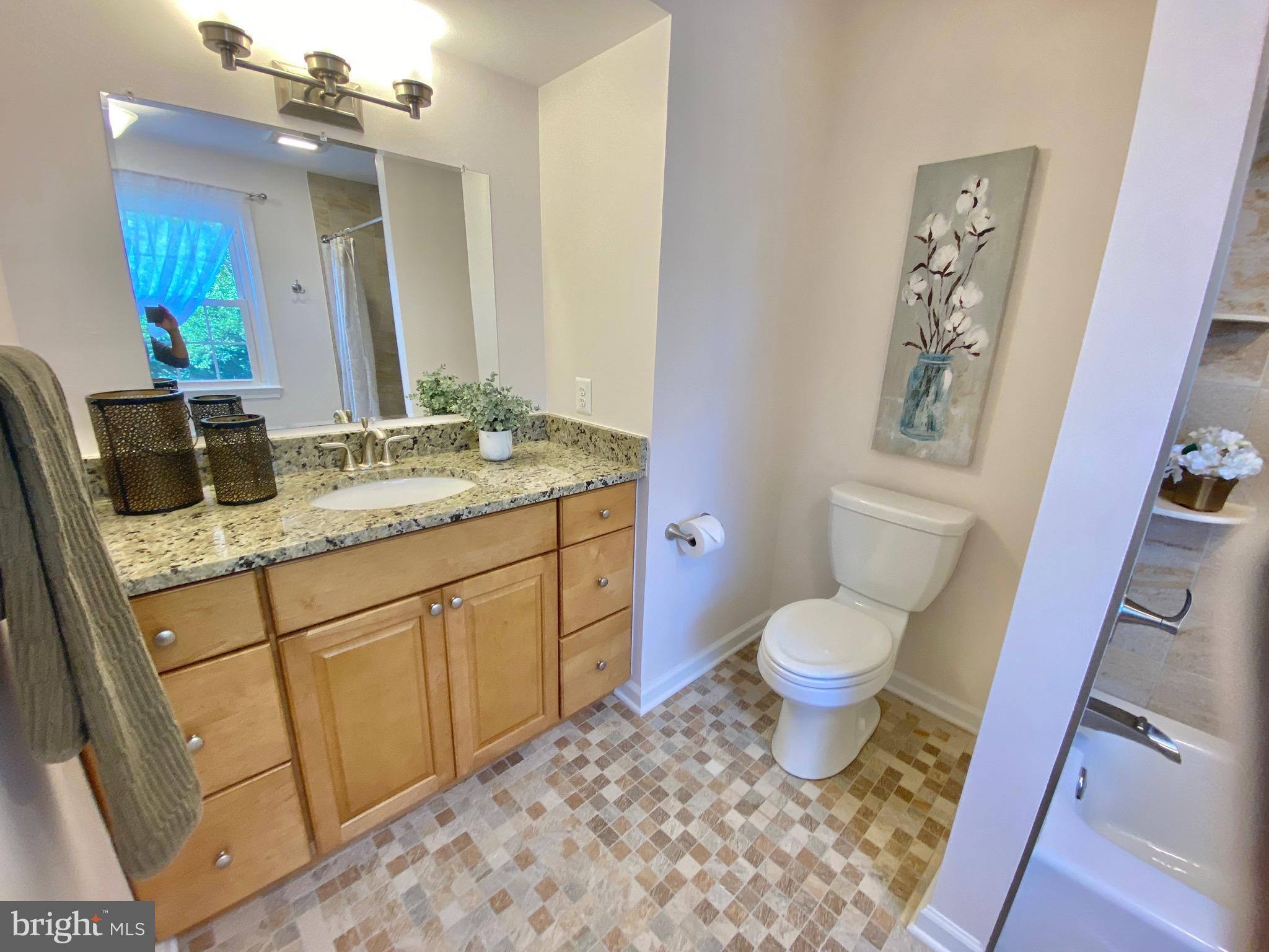 1836 Golf View Ct