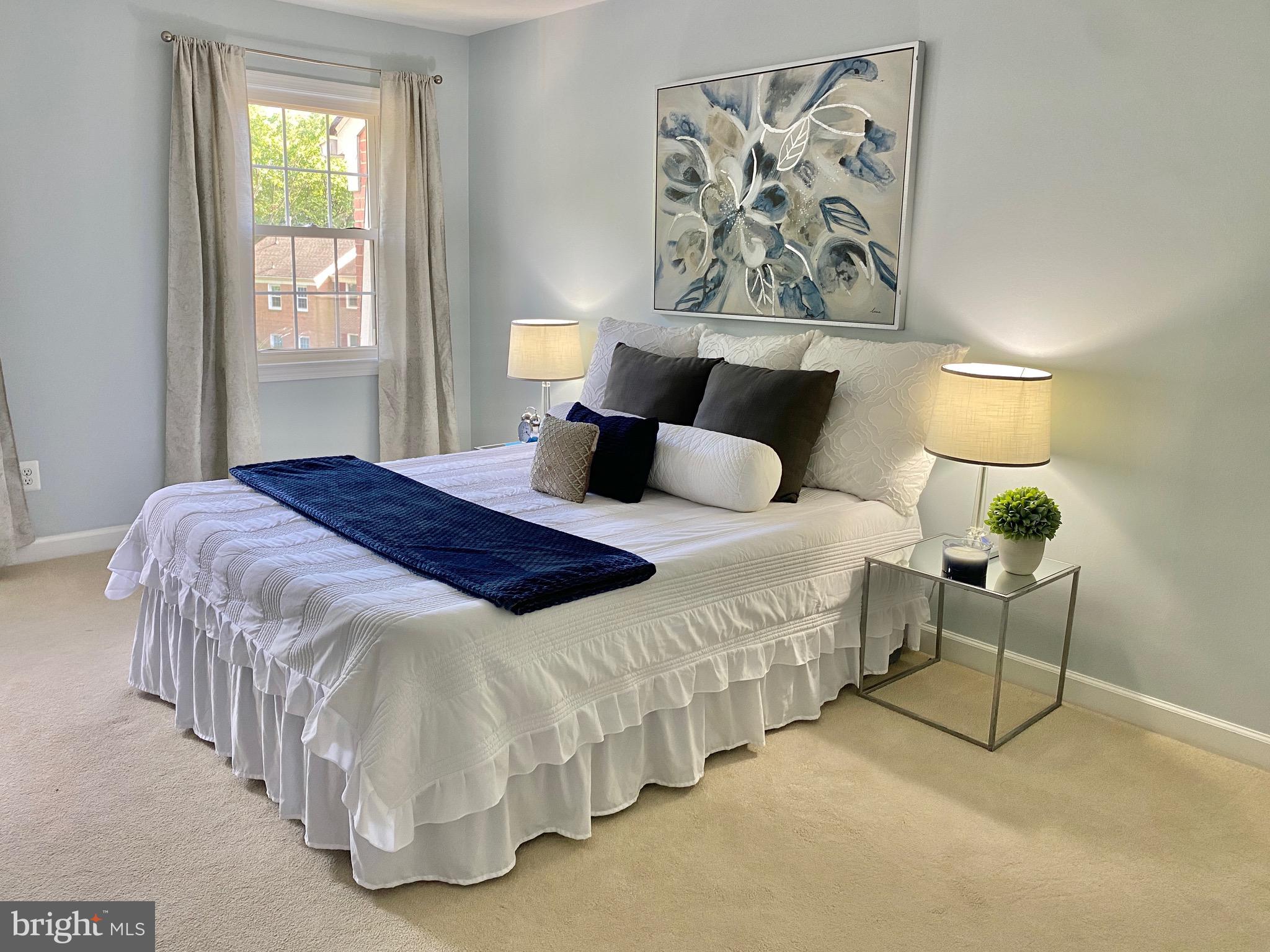 1836 Golf View Ct