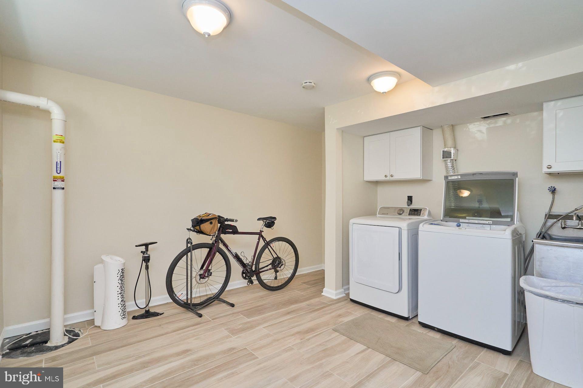 1836 Golf View Ct