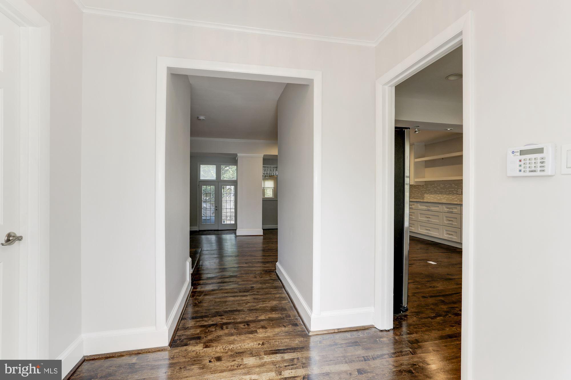 8504 Jeffersonian Ct