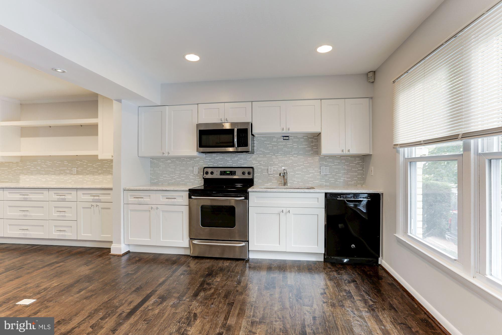 8504 Jeffersonian Ct