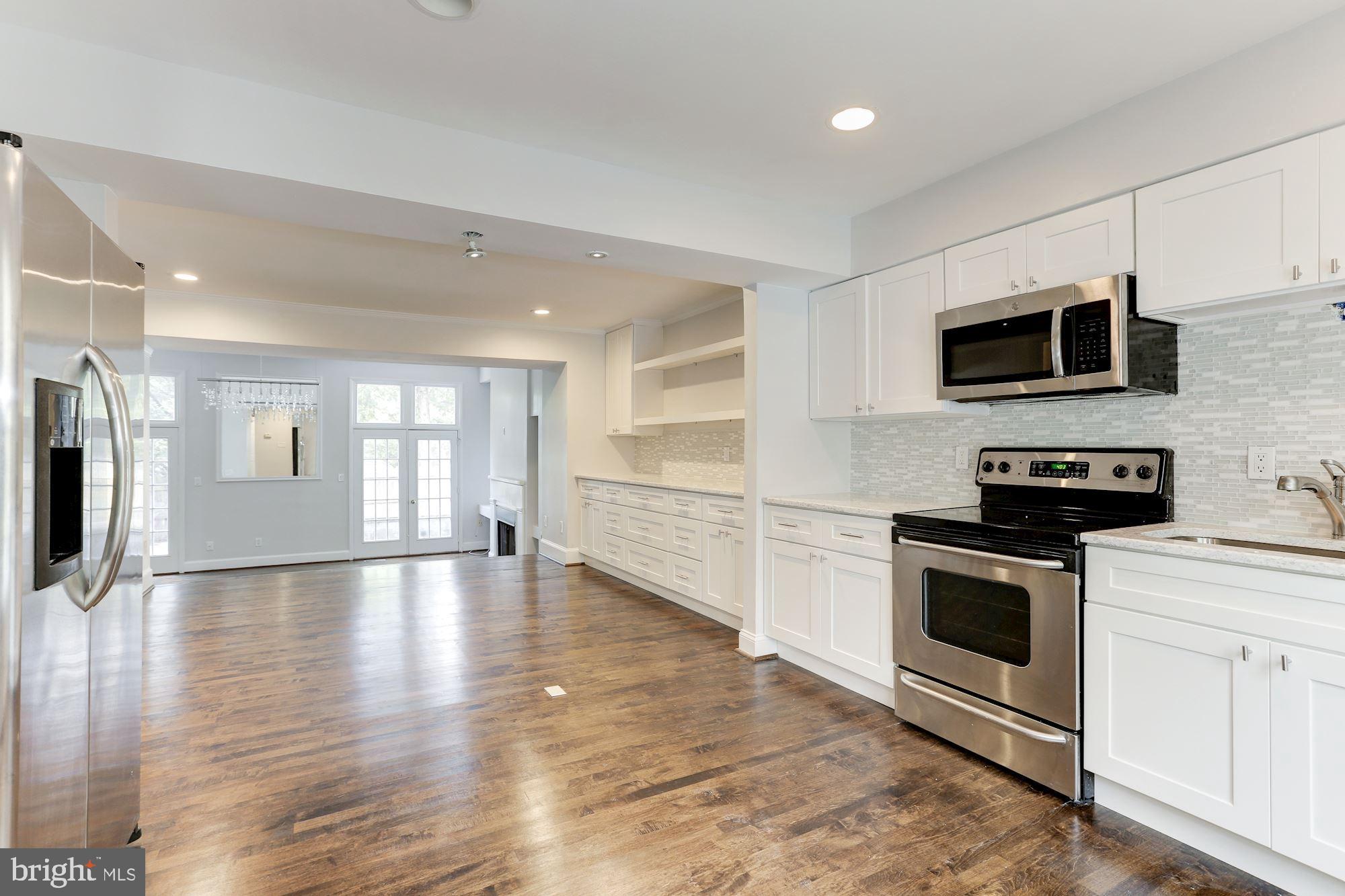 8504 Jeffersonian Ct