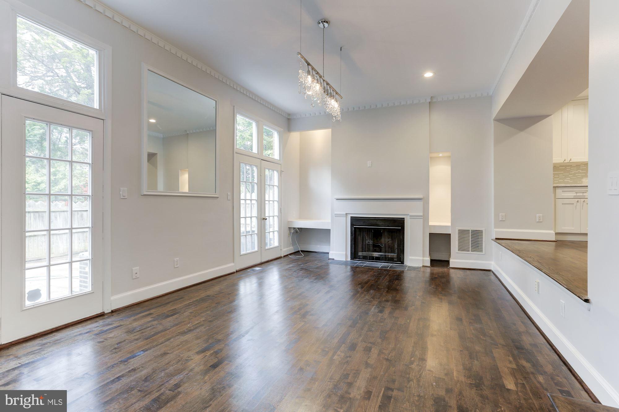 8504 Jeffersonian Ct