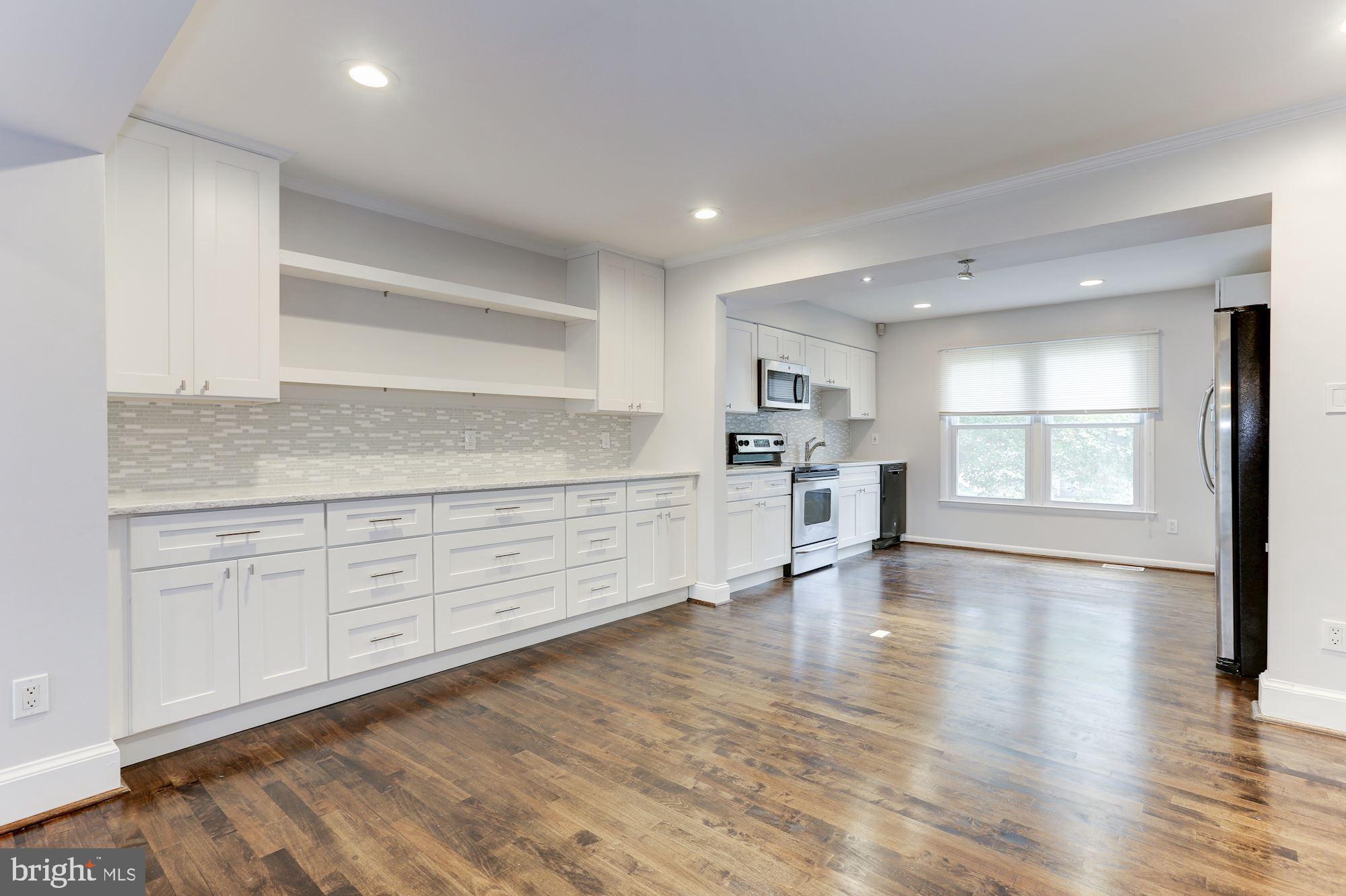 8504 Jeffersonian Ct