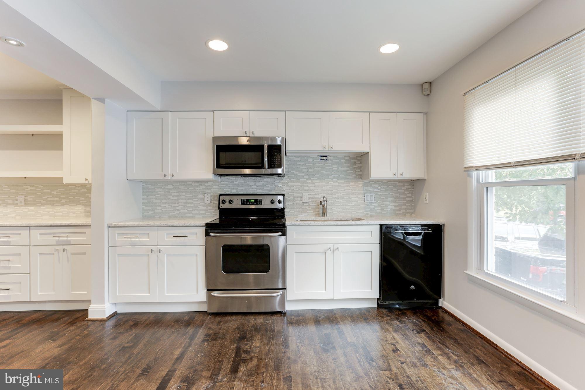 8504 Jeffersonian Ct