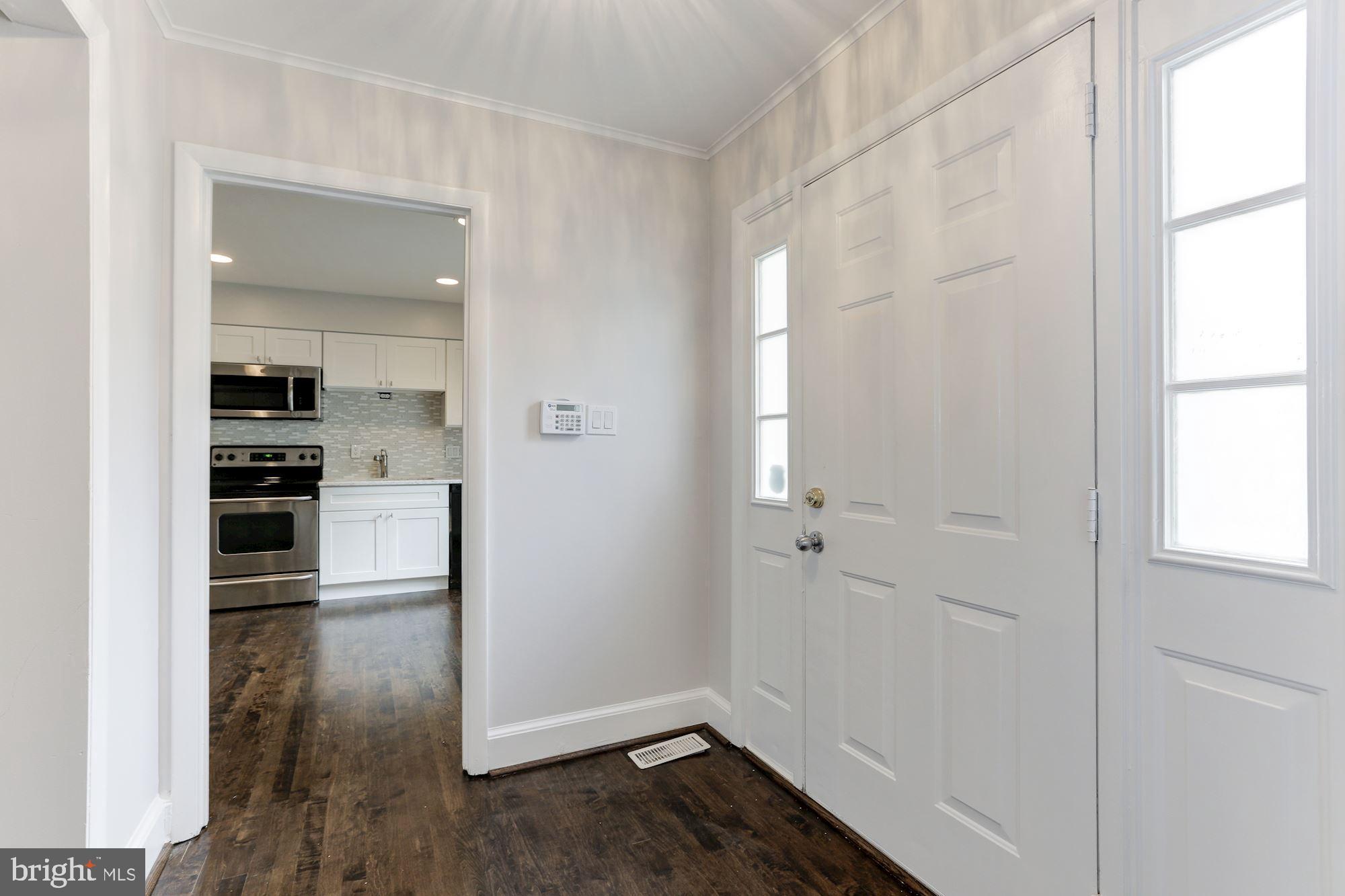 8504 Jeffersonian Ct