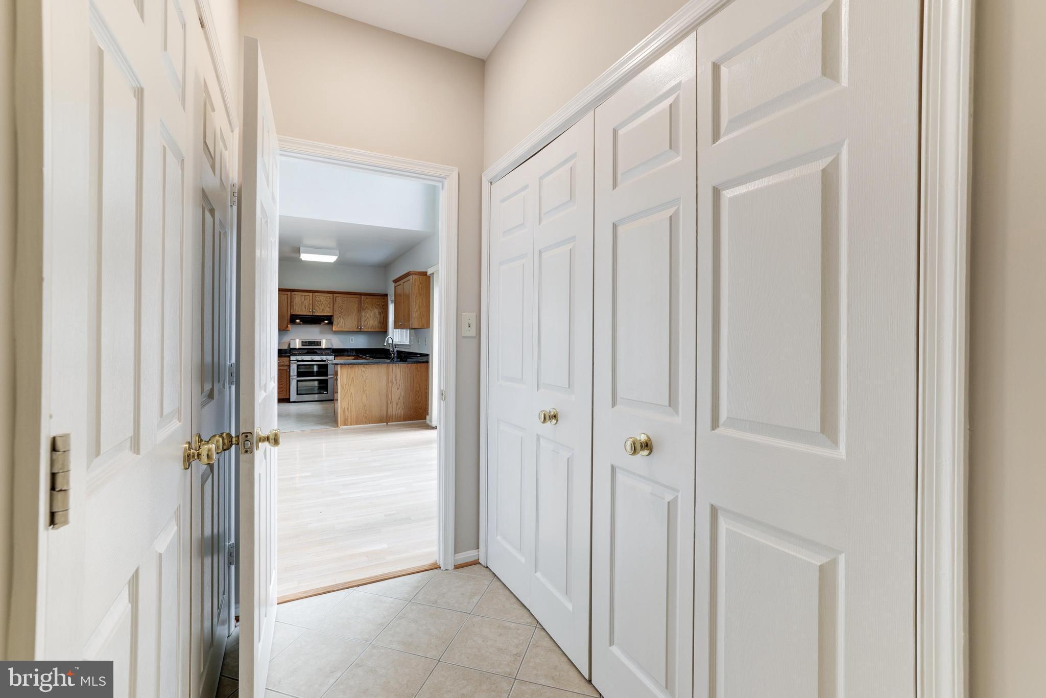 5552 Village Center Dr