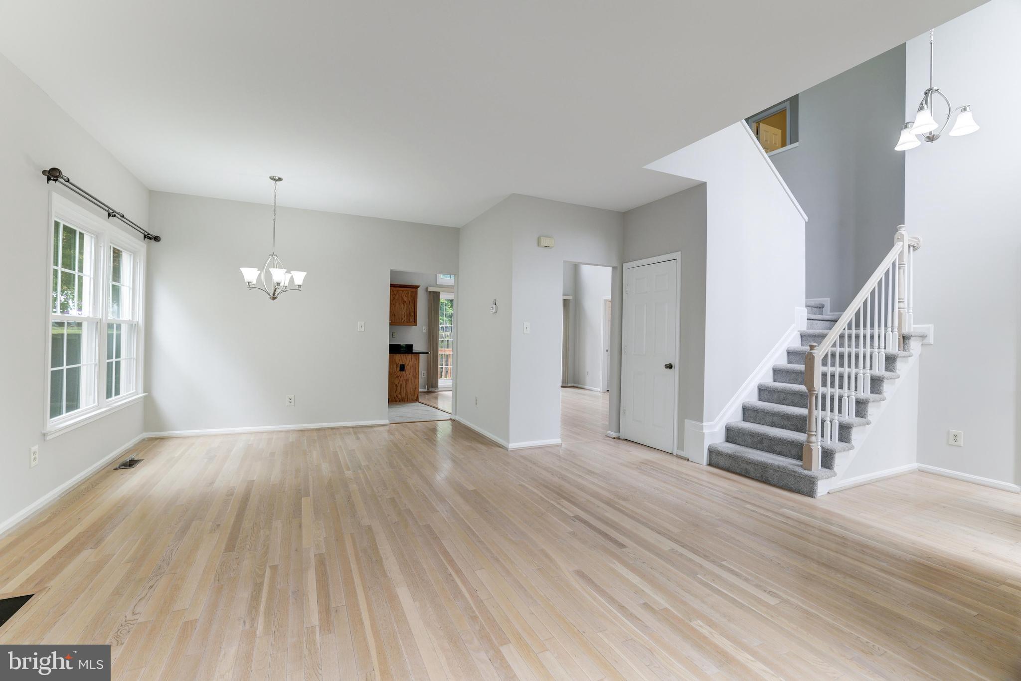 5552 Village Center Dr