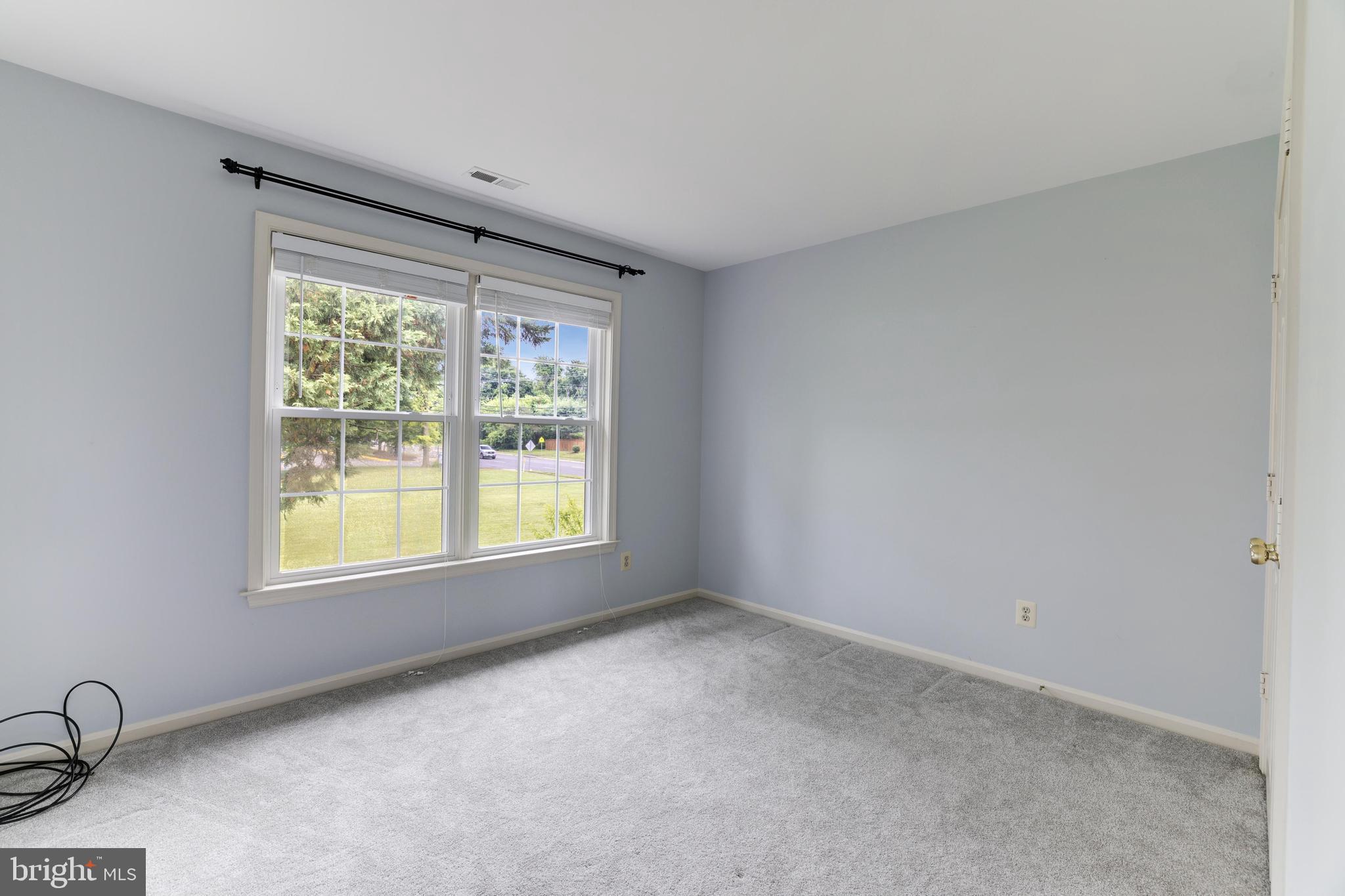 5552 Village Center Dr