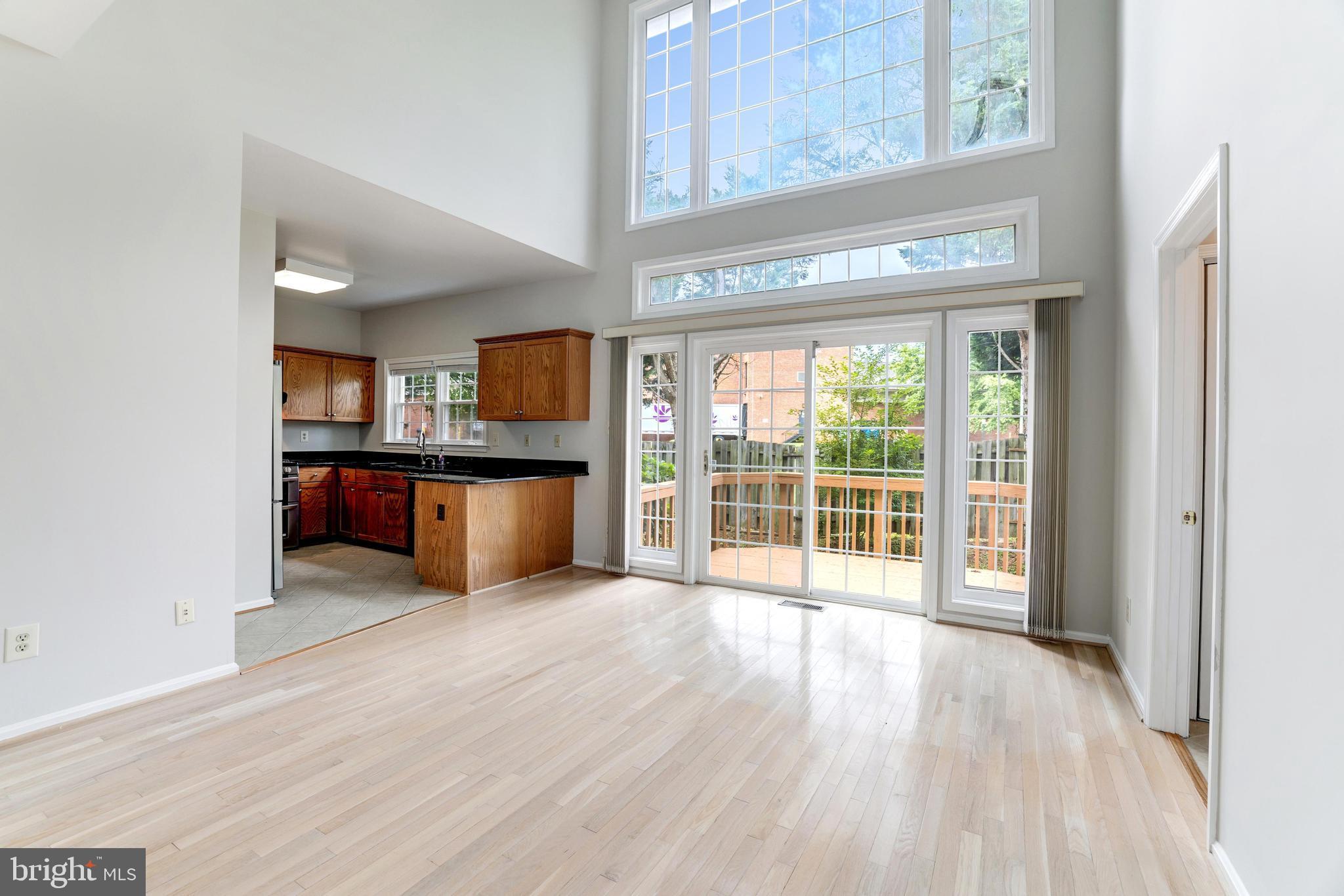 5552 Village Center Dr