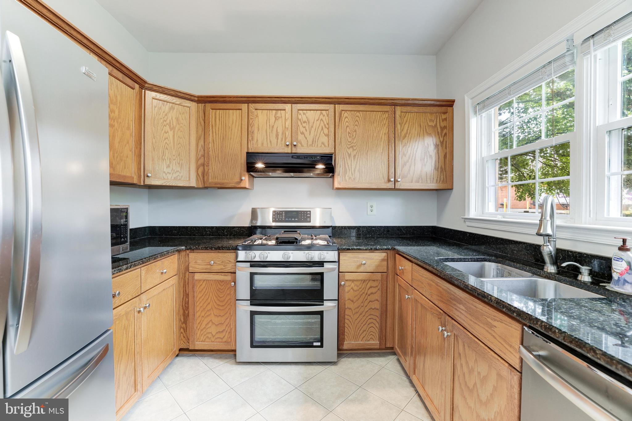 5552 Village Center Dr