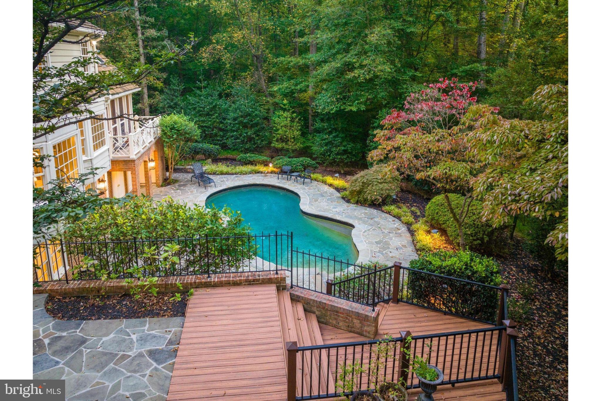 214 Falcon Ridge Rd