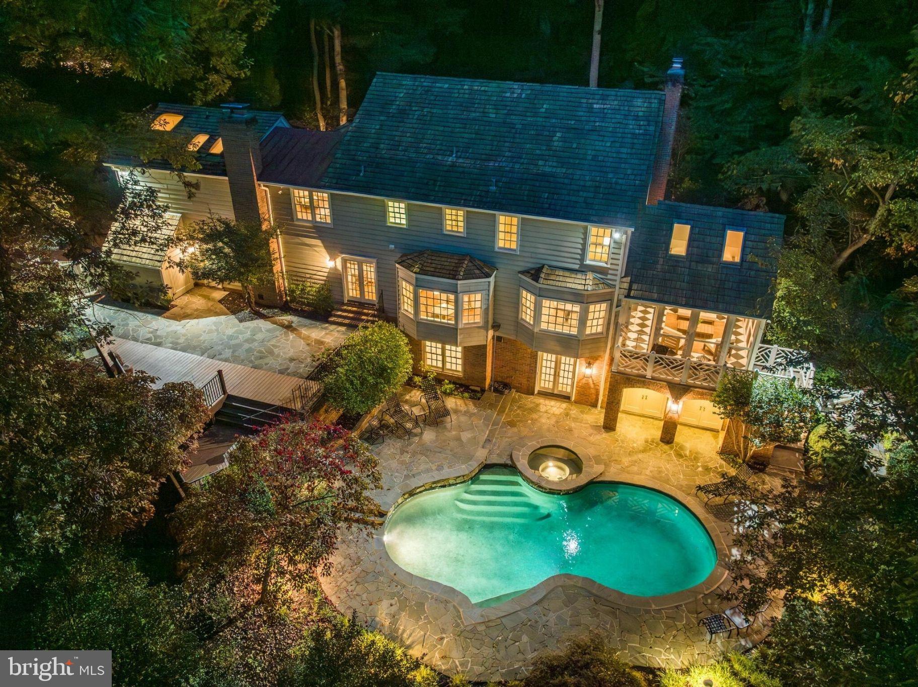 214 Falcon Ridge Rd