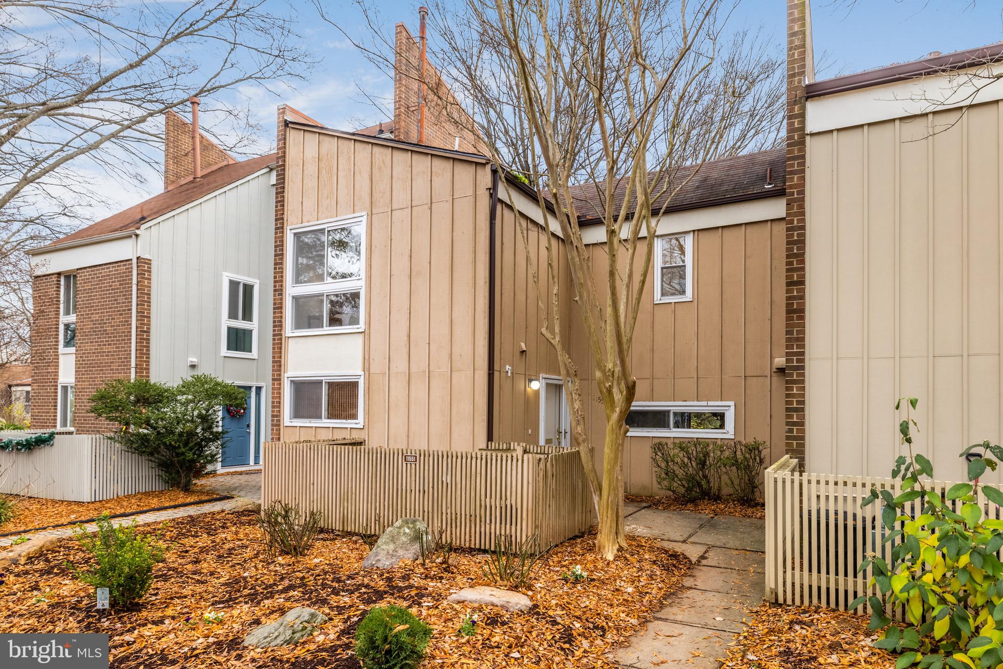11551 Links Dr