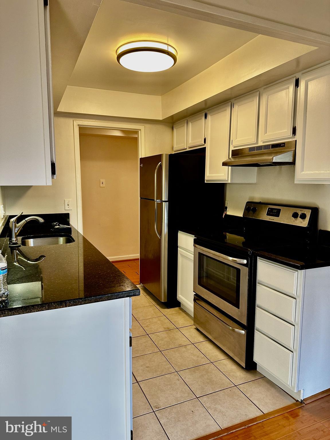11625 Stoneview Sq #1b