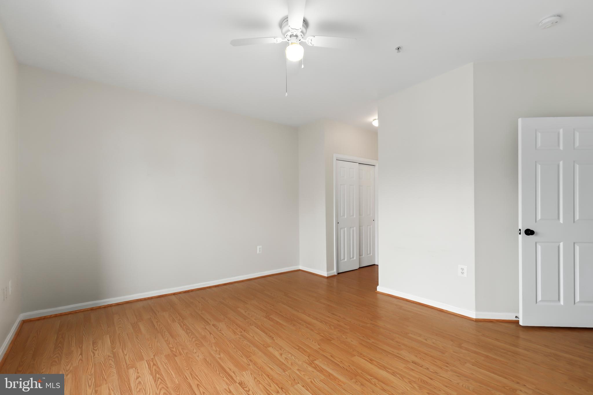 2921 DEER HOLLOW WAY 211