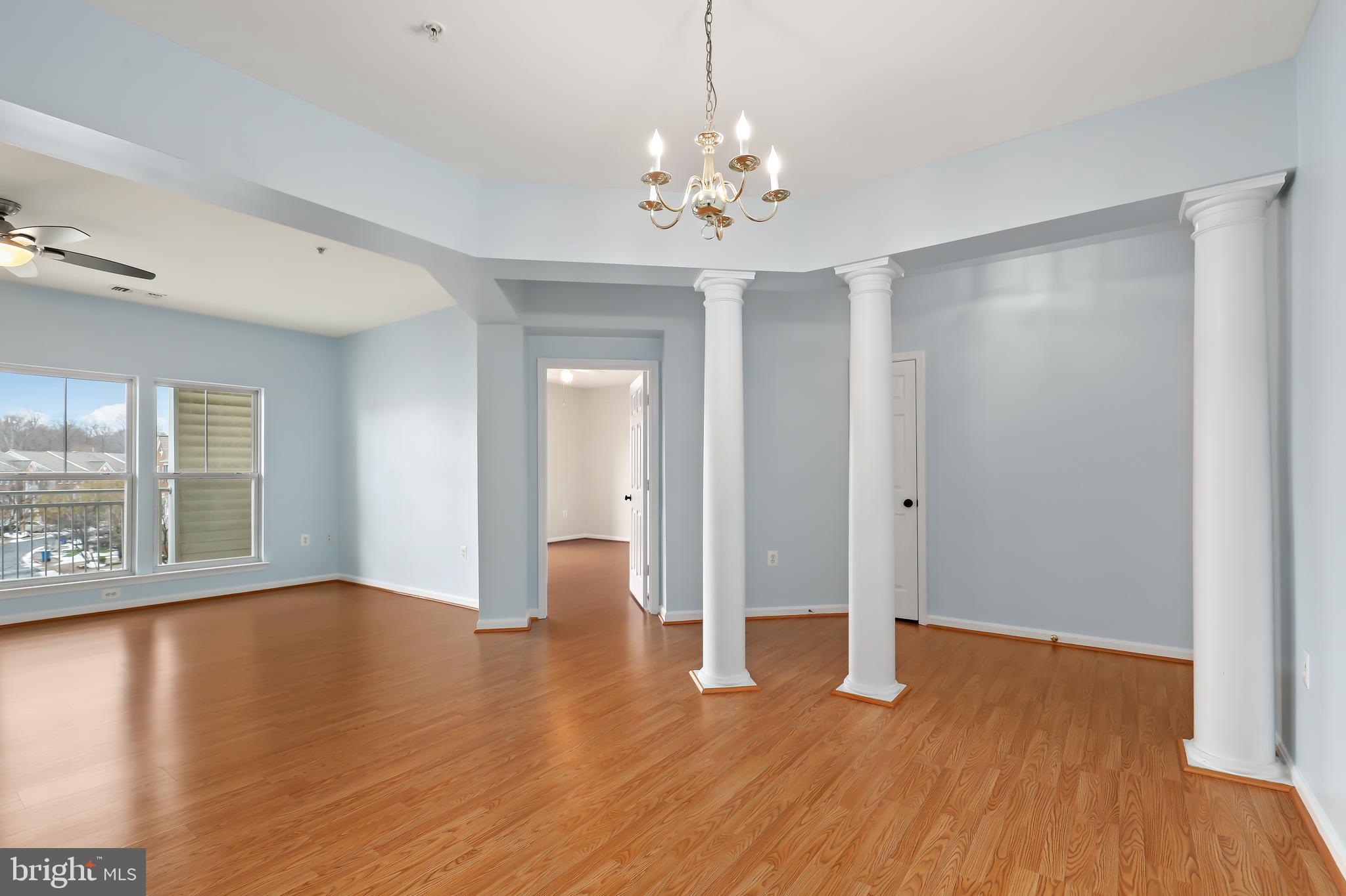 2921 DEER HOLLOW WAY 211