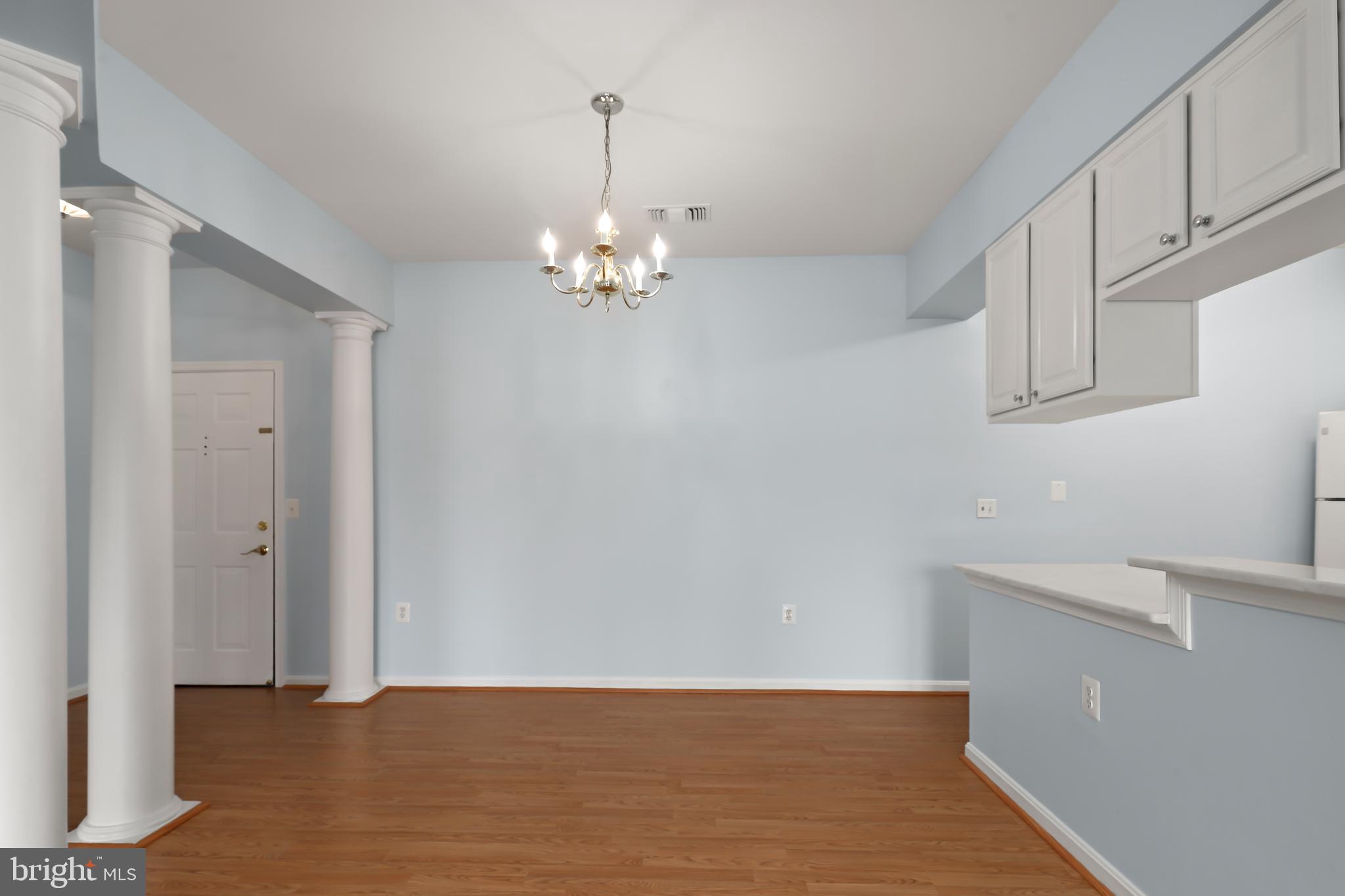 2921 DEER HOLLOW WAY 211