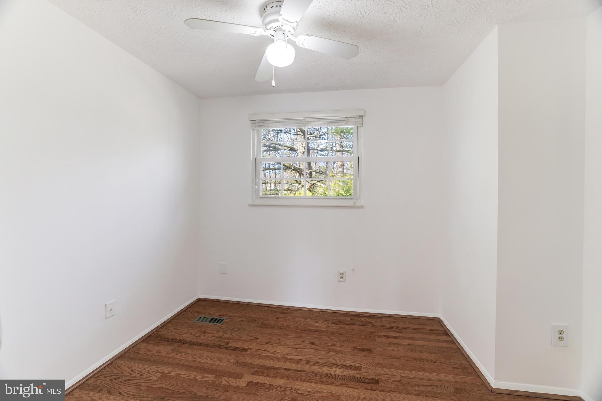 11562 Ivy Bush Ct