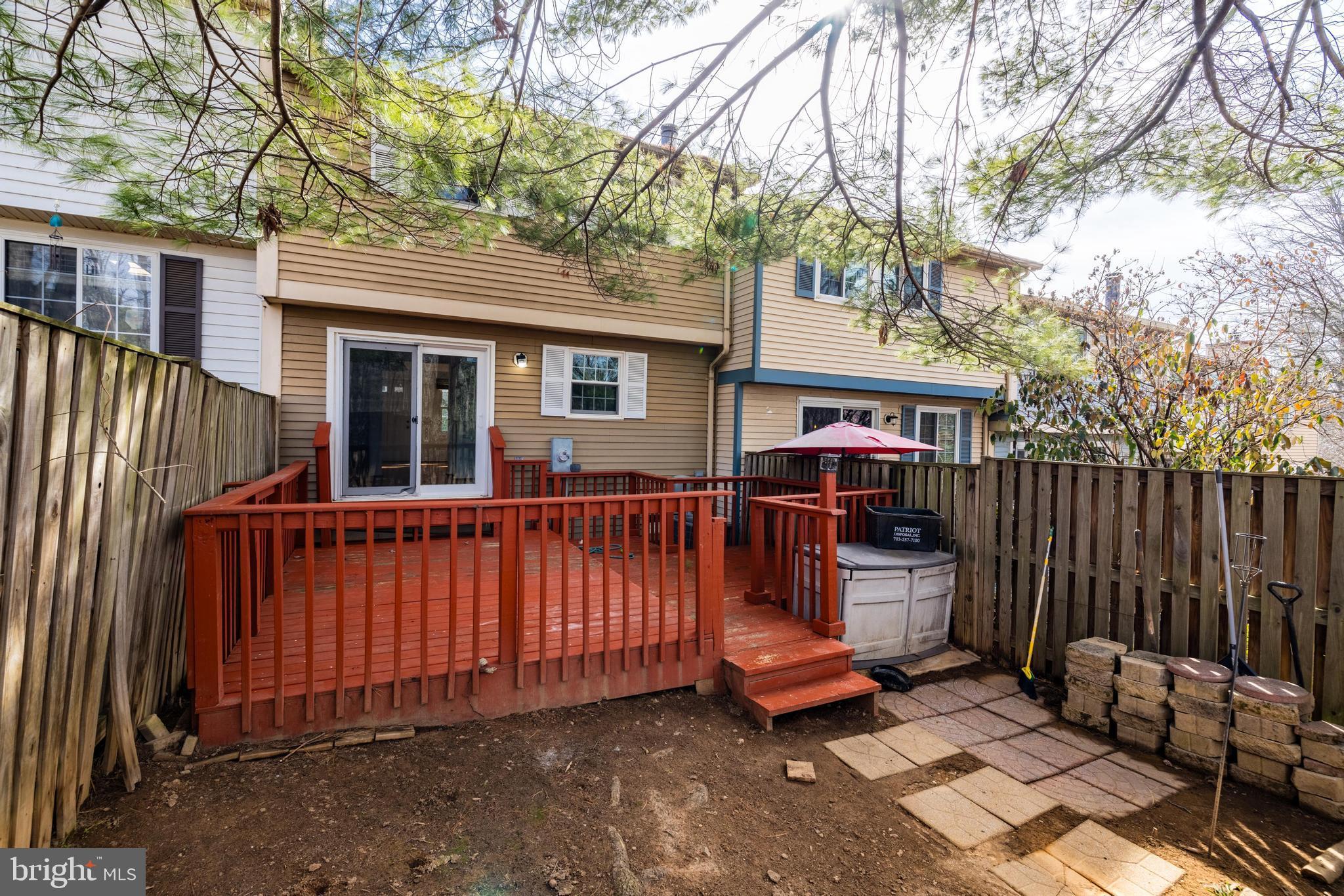 11562 Ivy Bush Ct