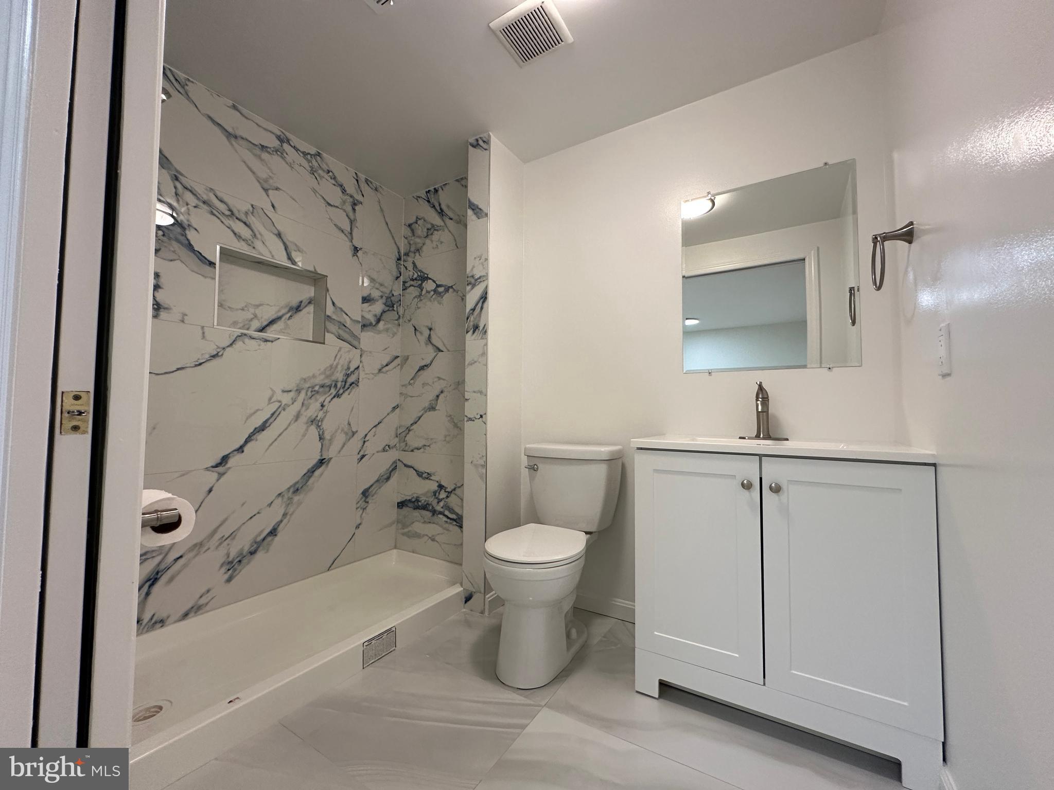 14560 Woodgate Manor Cir