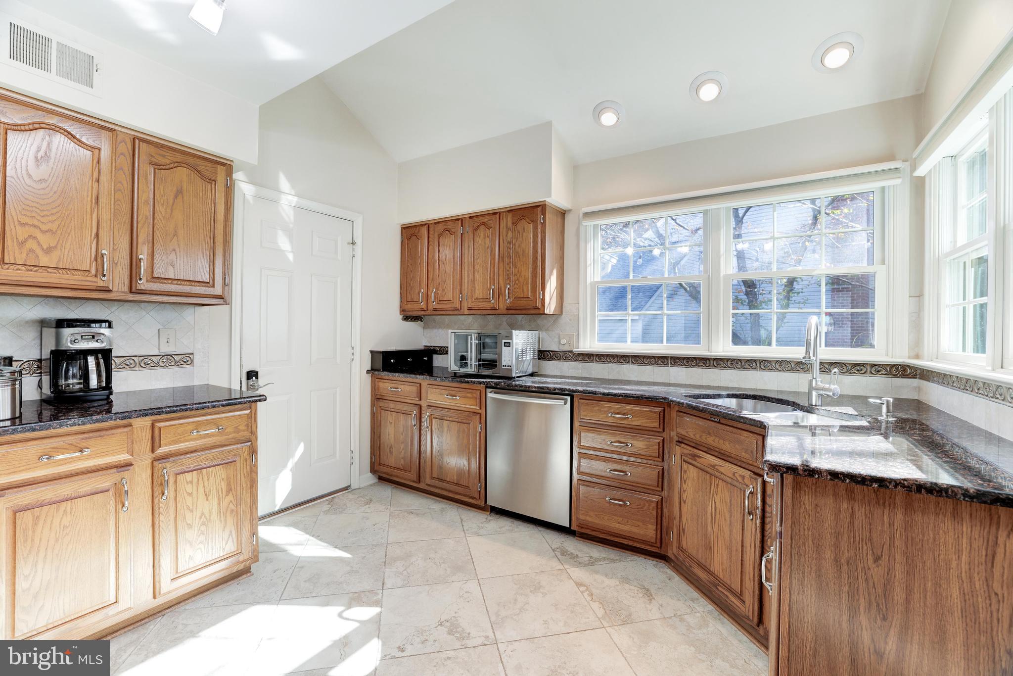 14351 Brookmere Dr