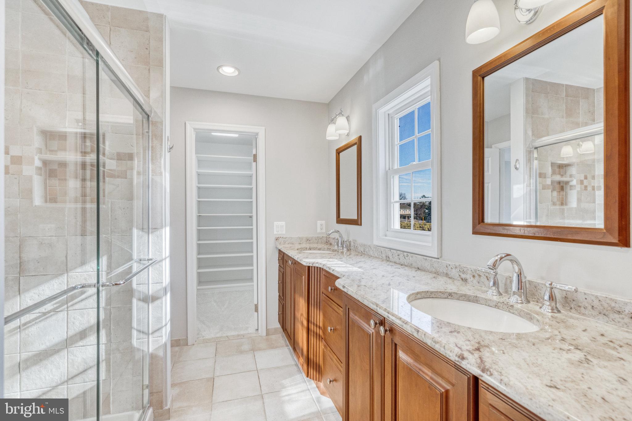 5237 Belle Plains Dr