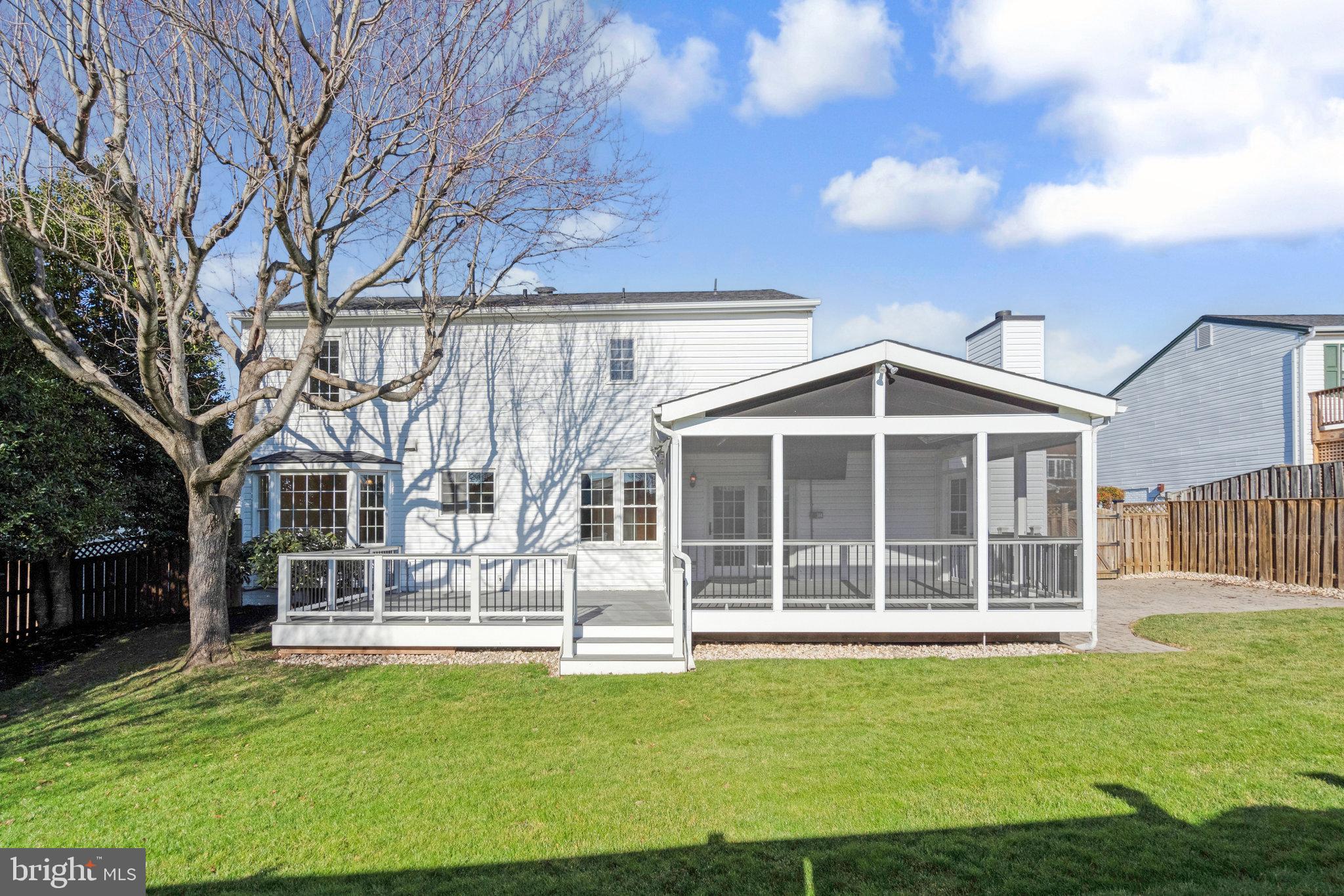 5237 Belle Plains Dr