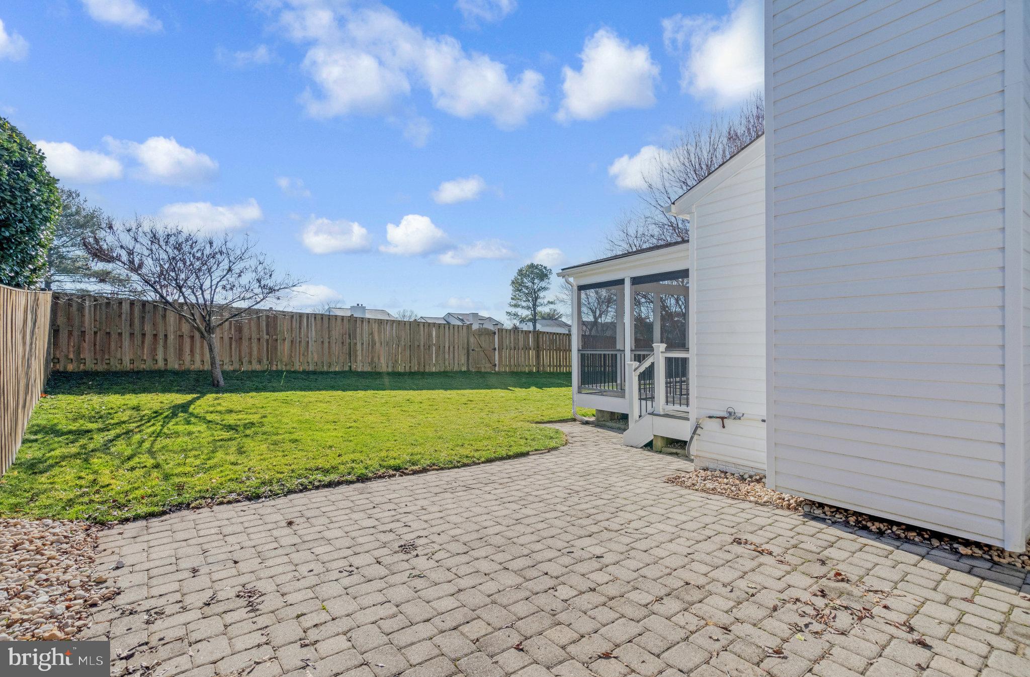 5237 Belle Plains Dr