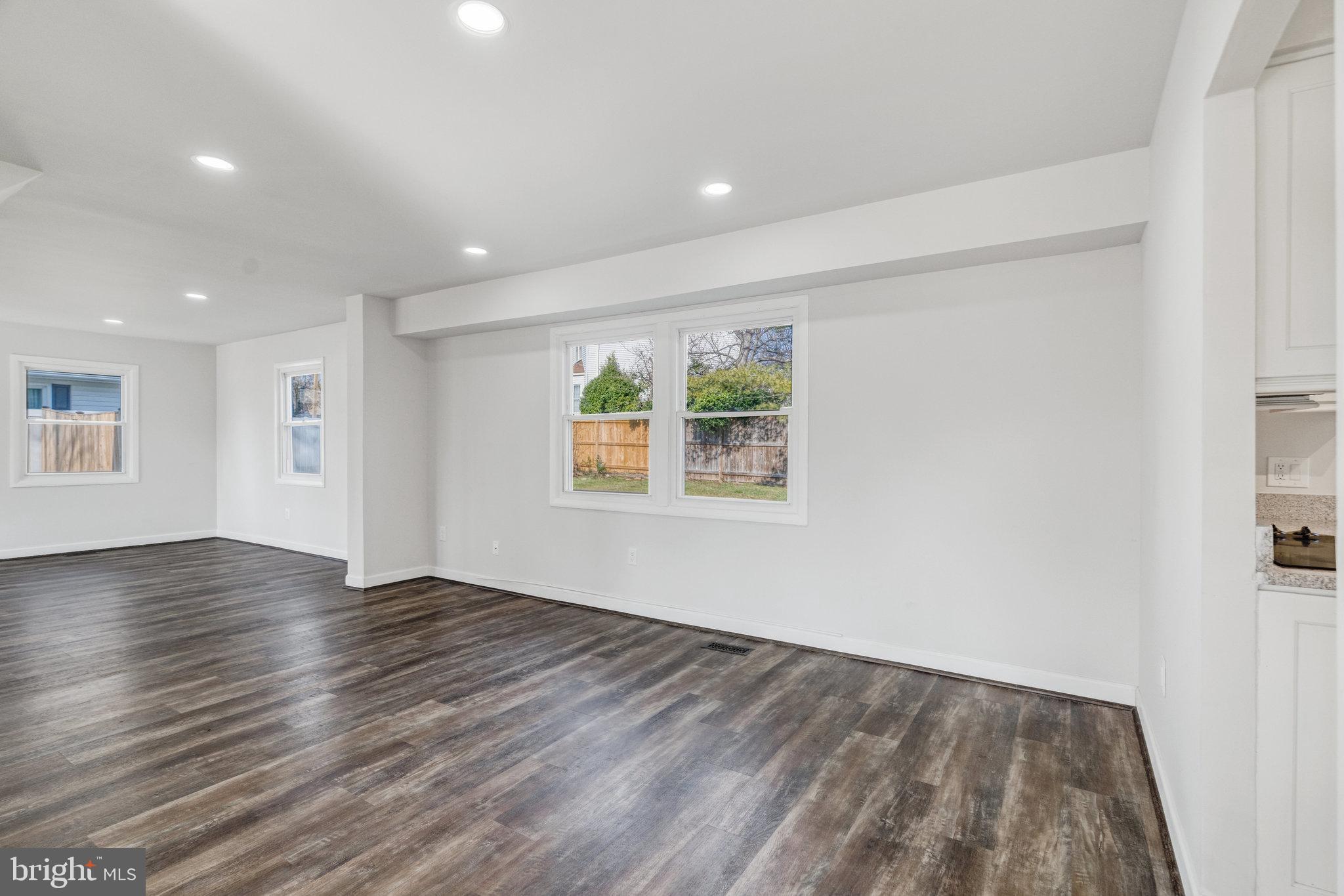 4117 Meadow Hill Ln