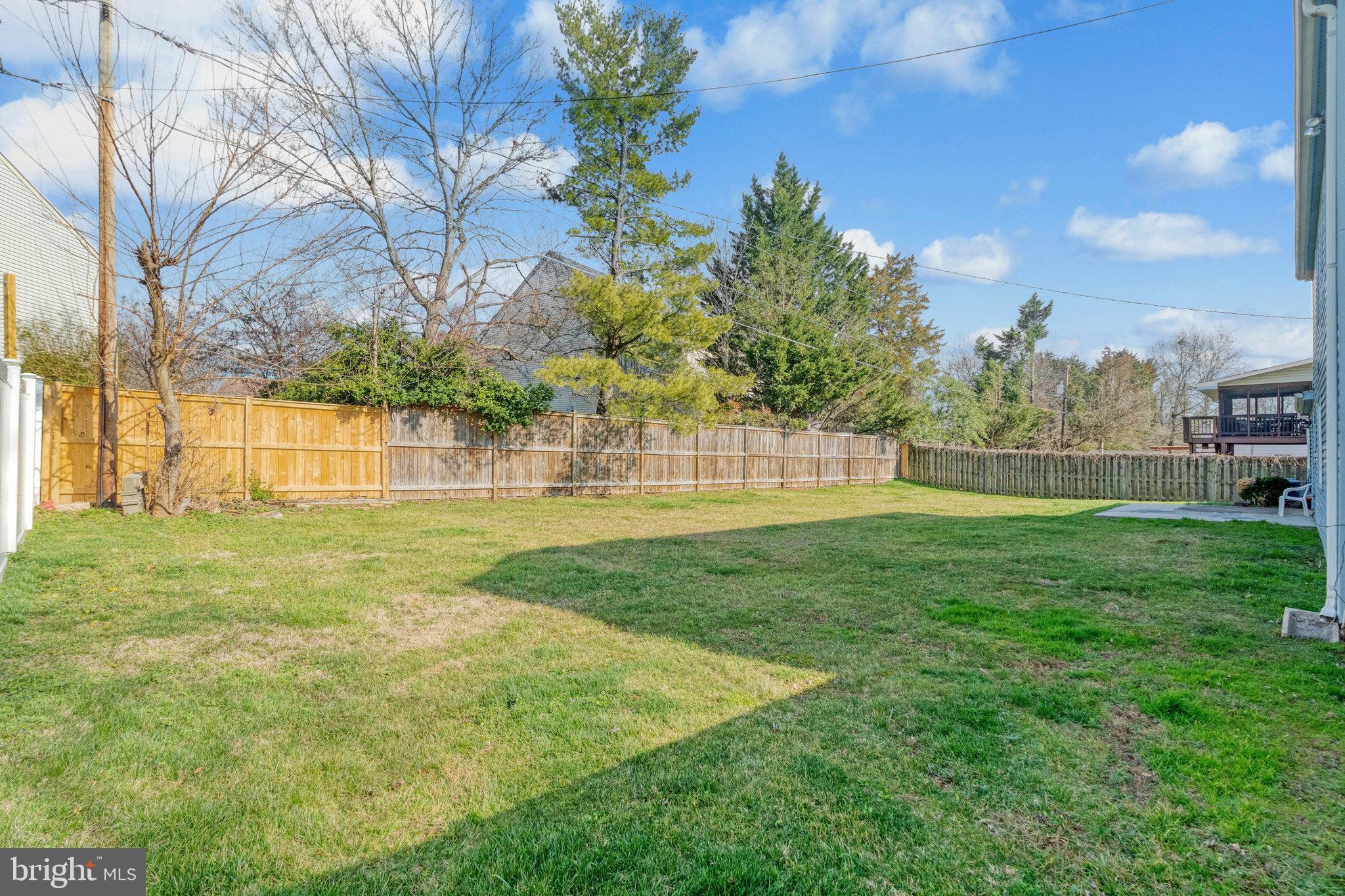 4117 Meadow Hill Ln
