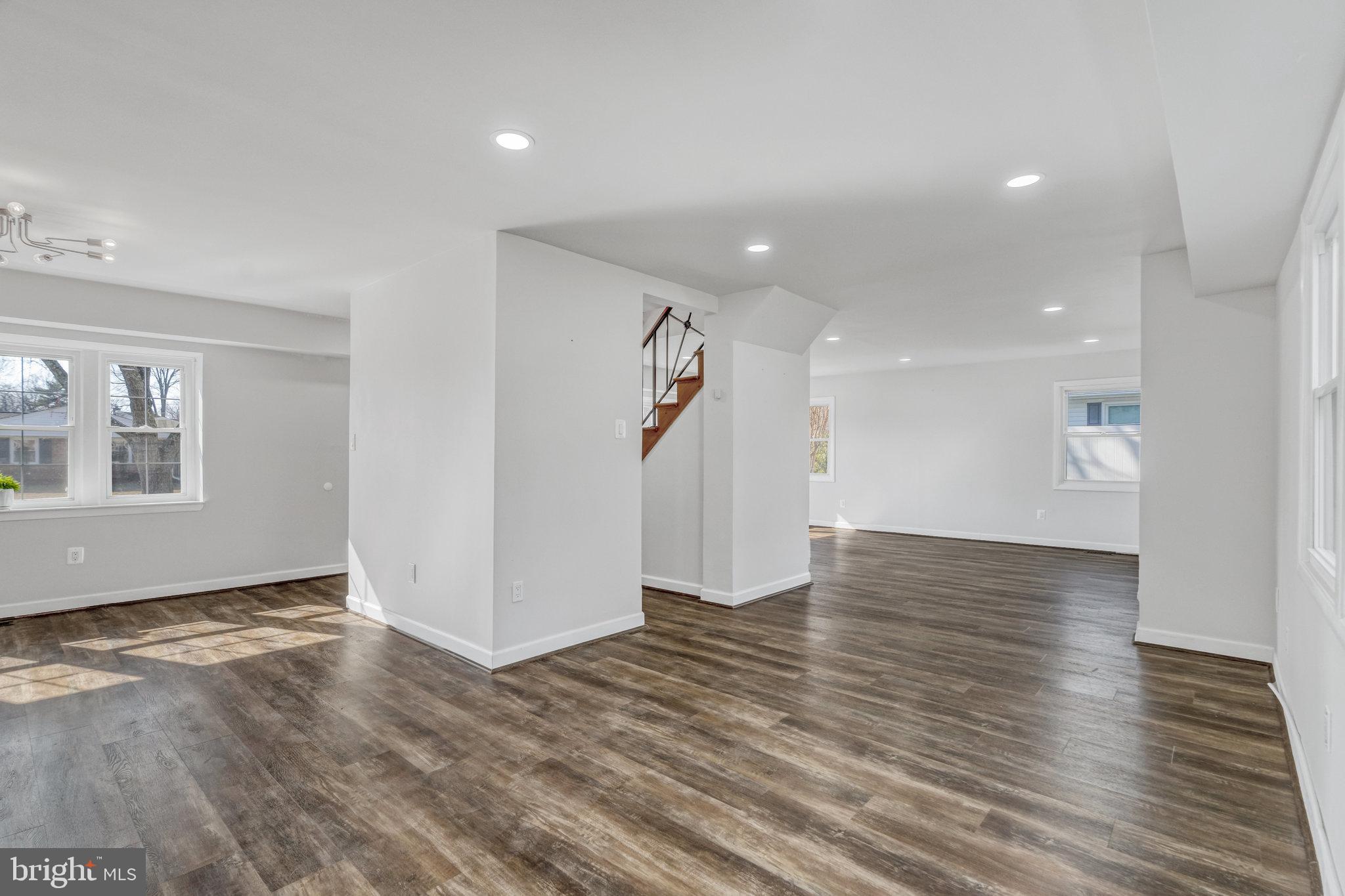 4117 Meadow Hill Ln