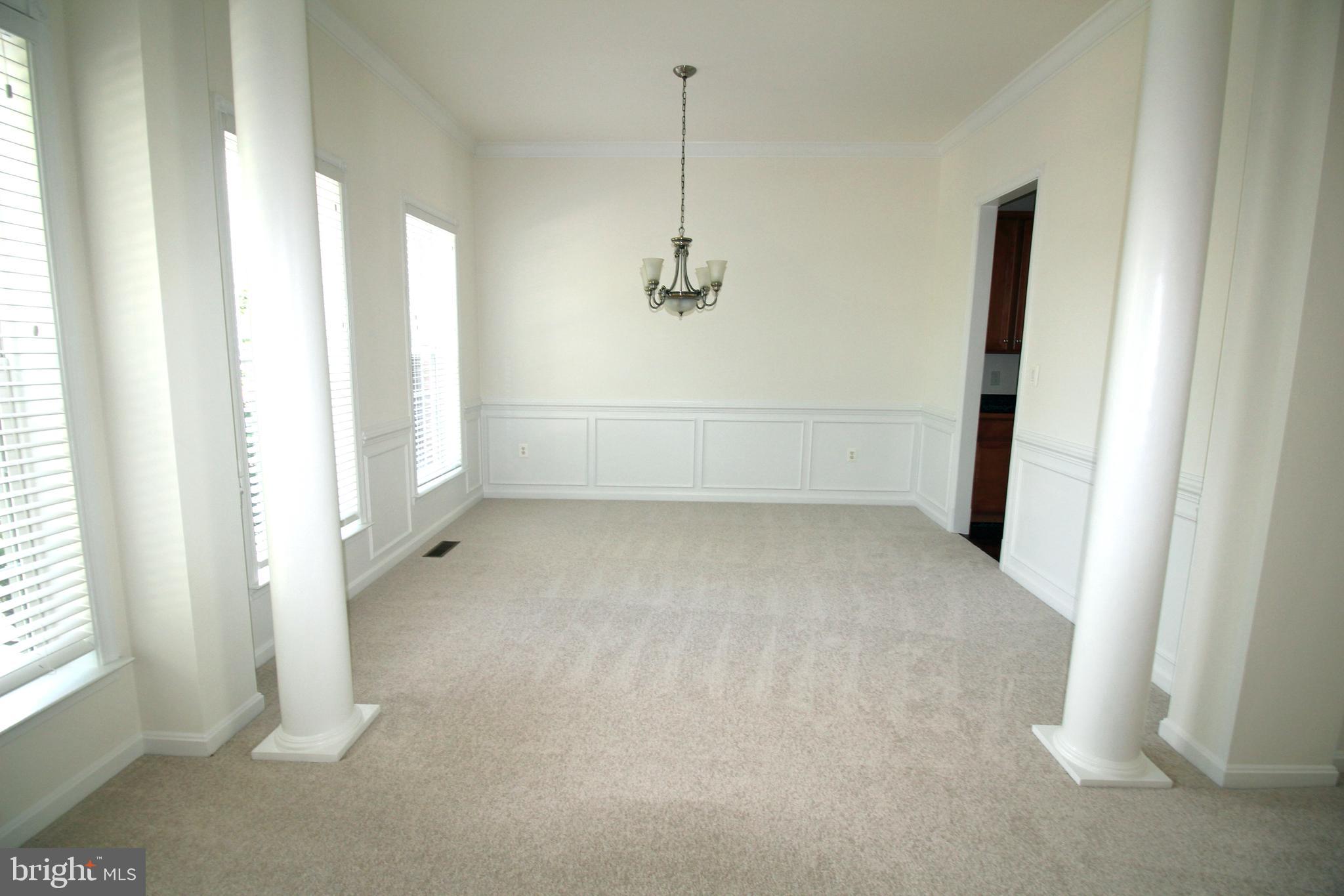 2413 Cypress Green Ln