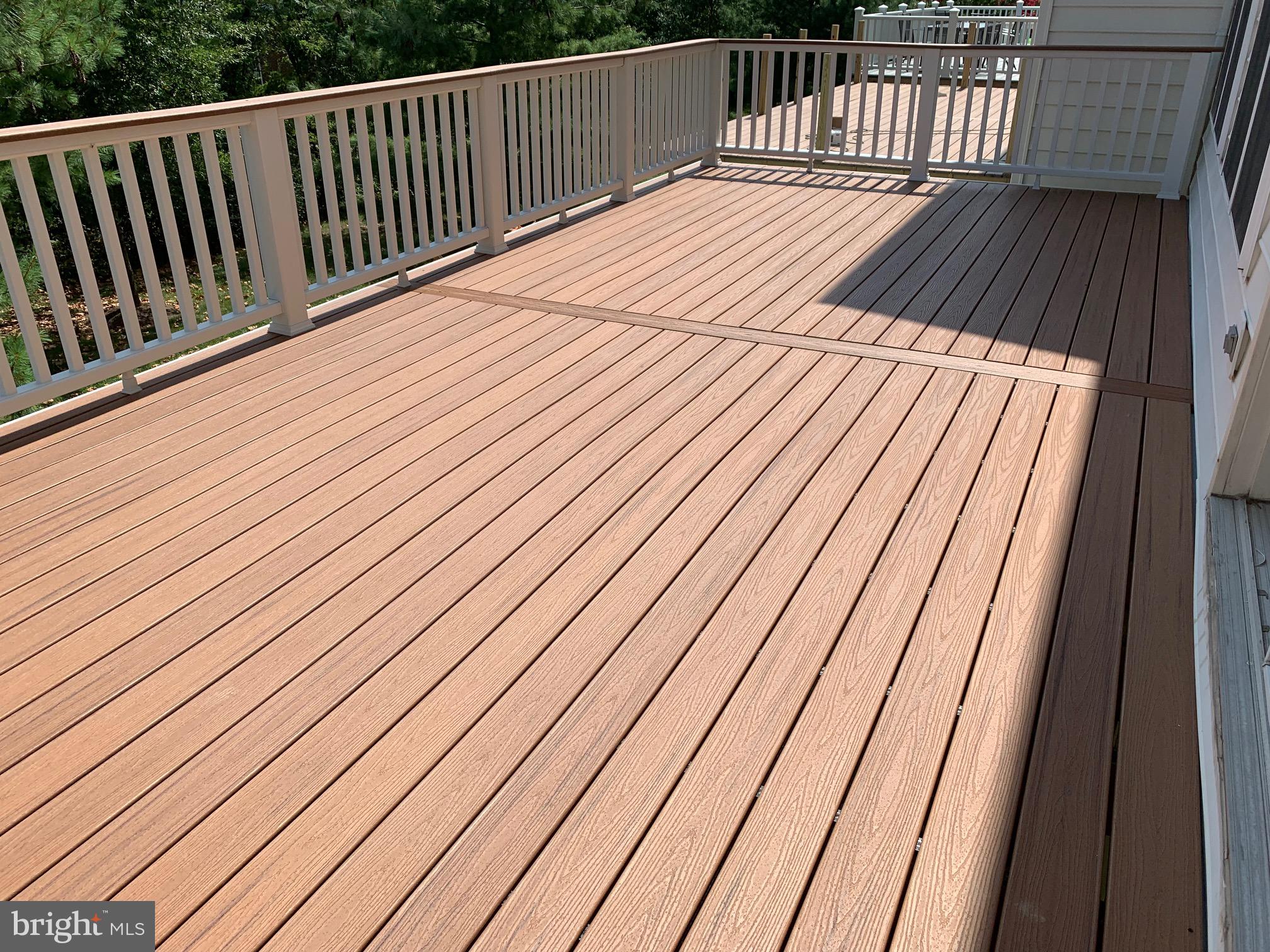 2413 Cypress Green Ln