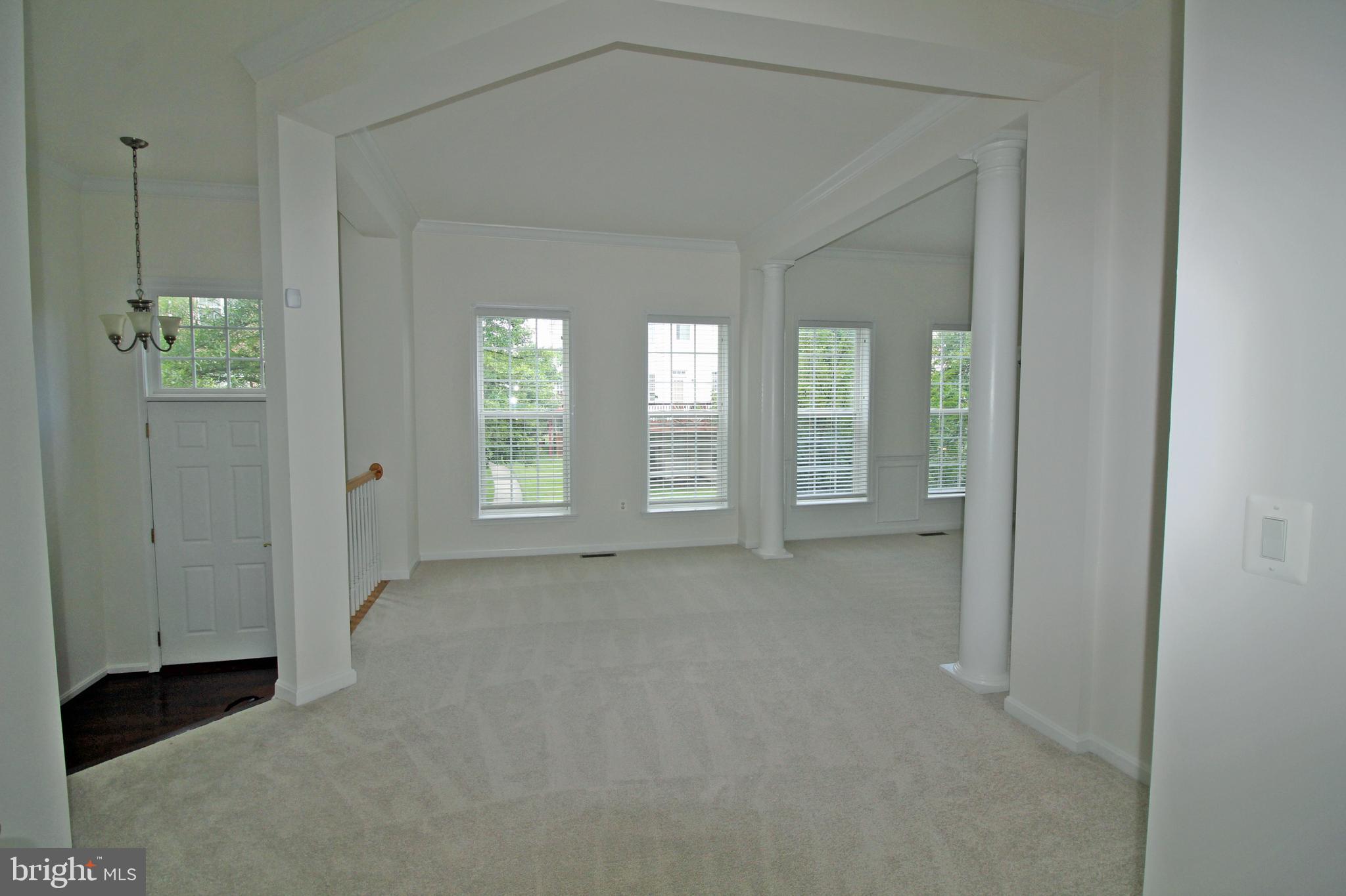 2413 Cypress Green Ln