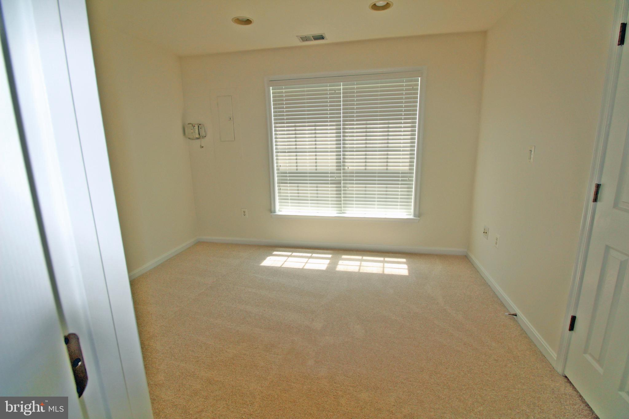 2413 Cypress Green Ln