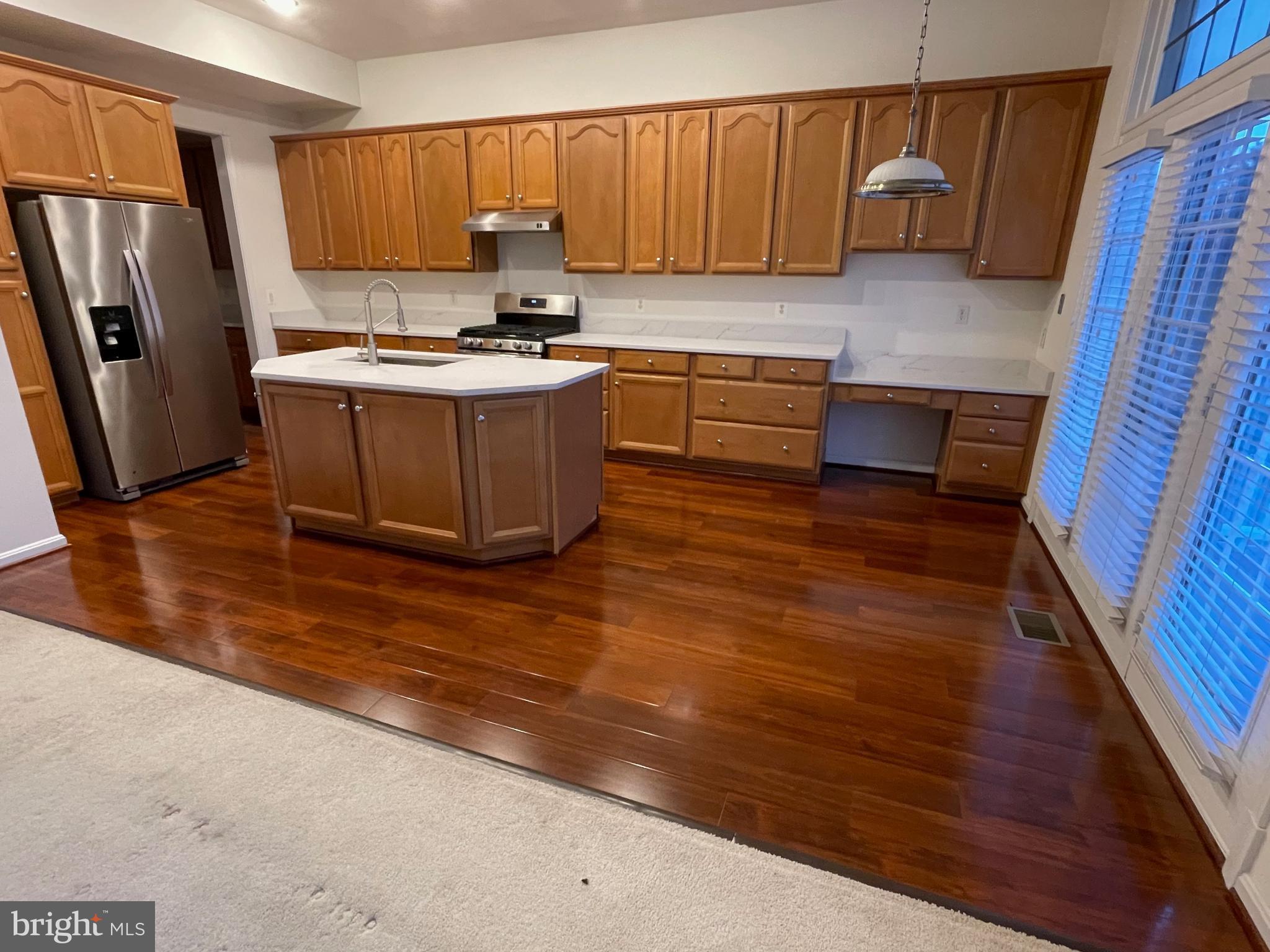 2413 Cypress Green Ln