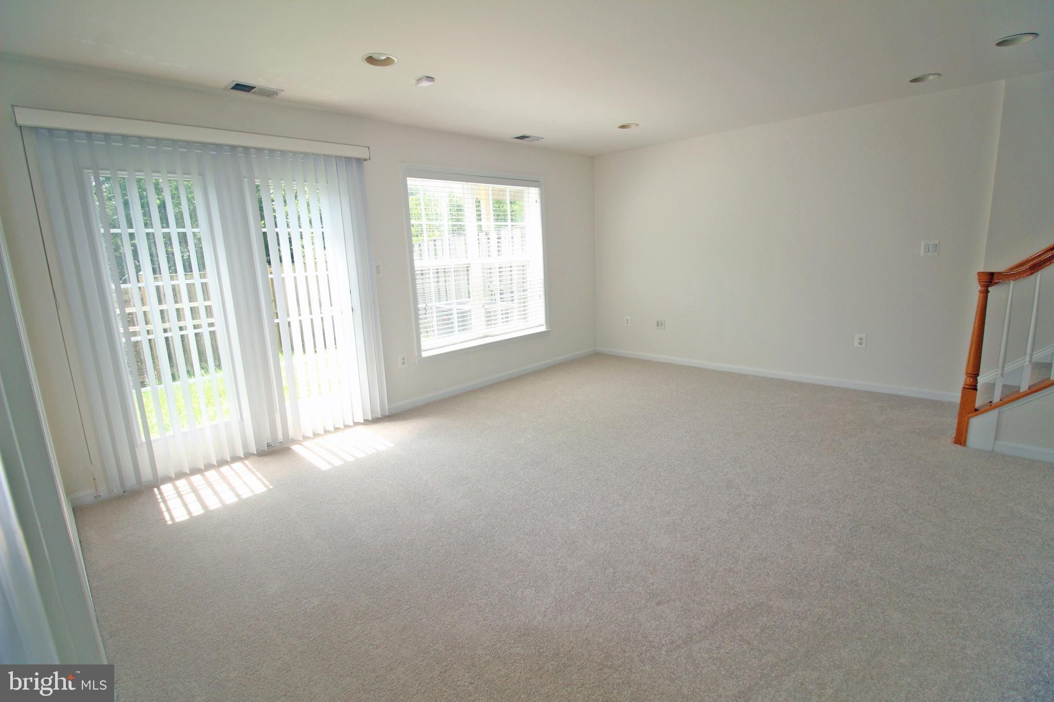 2413 Cypress Green Ln