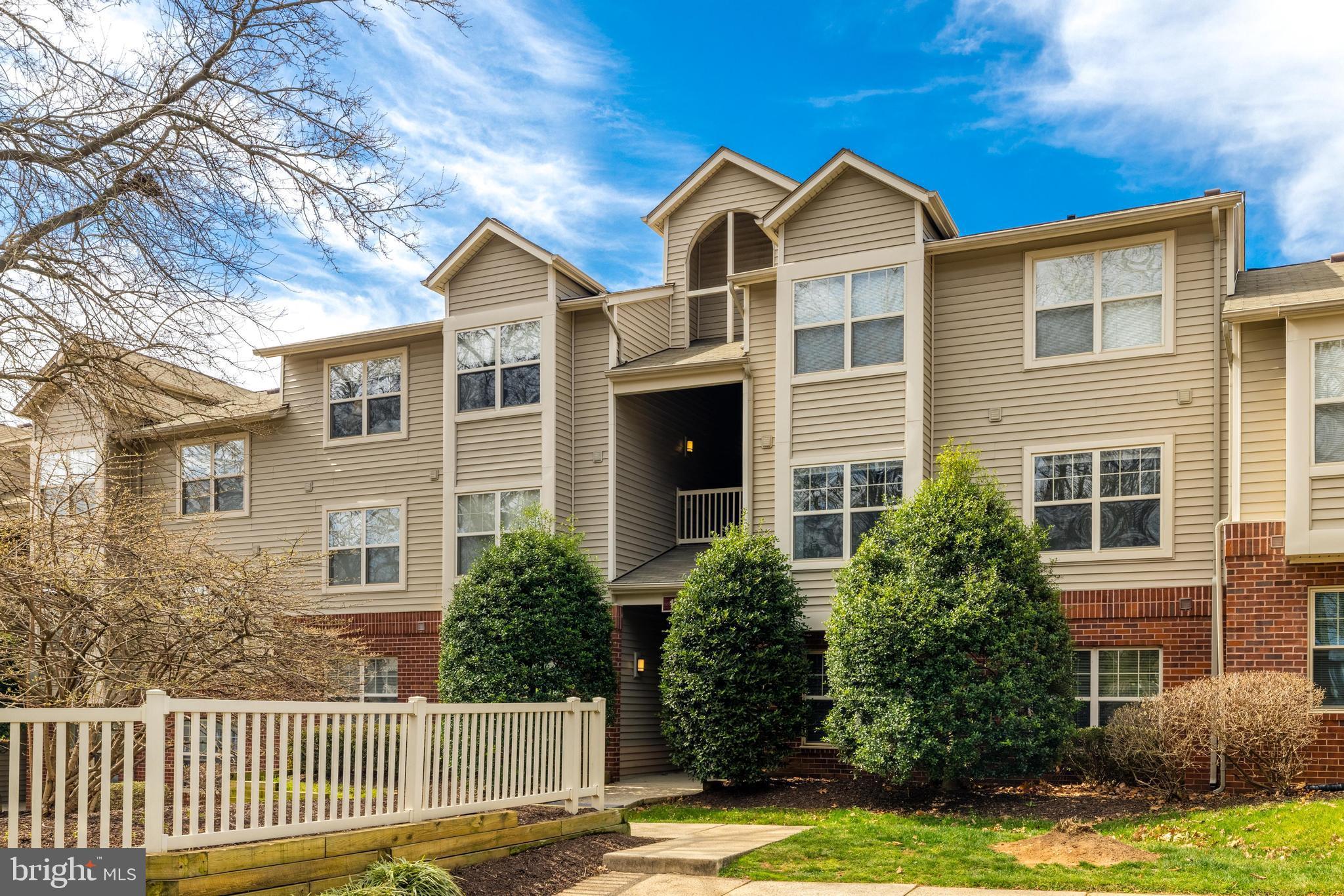 1719 Ascot Way #1719d