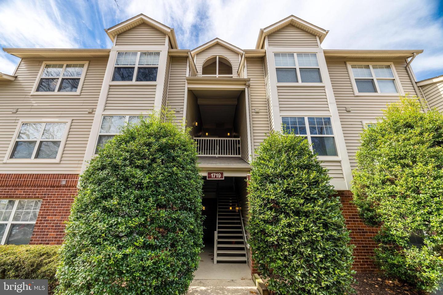 1719 Ascot Way #1719d